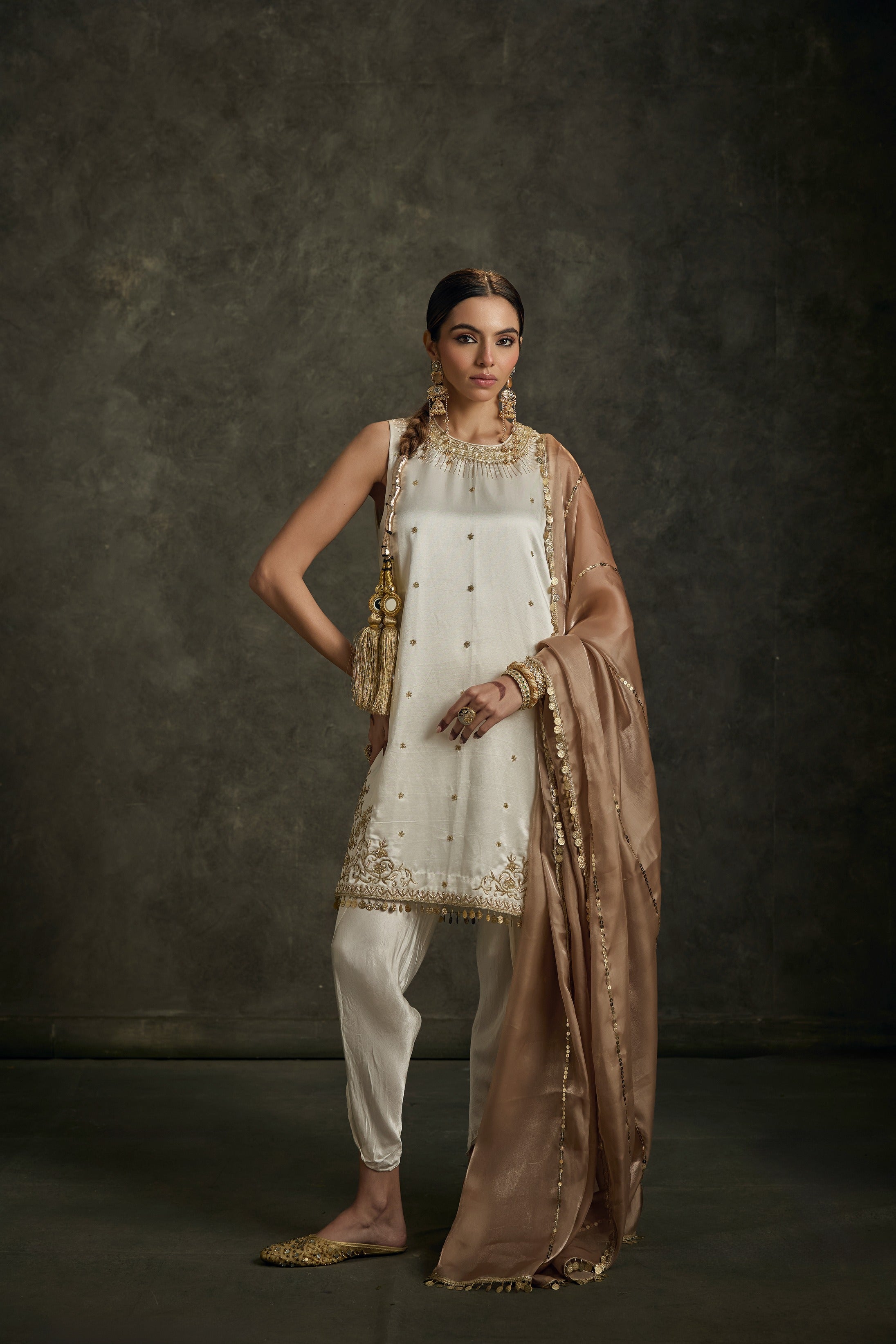 Ira-Ivory Zardozi Kurta Pant Set