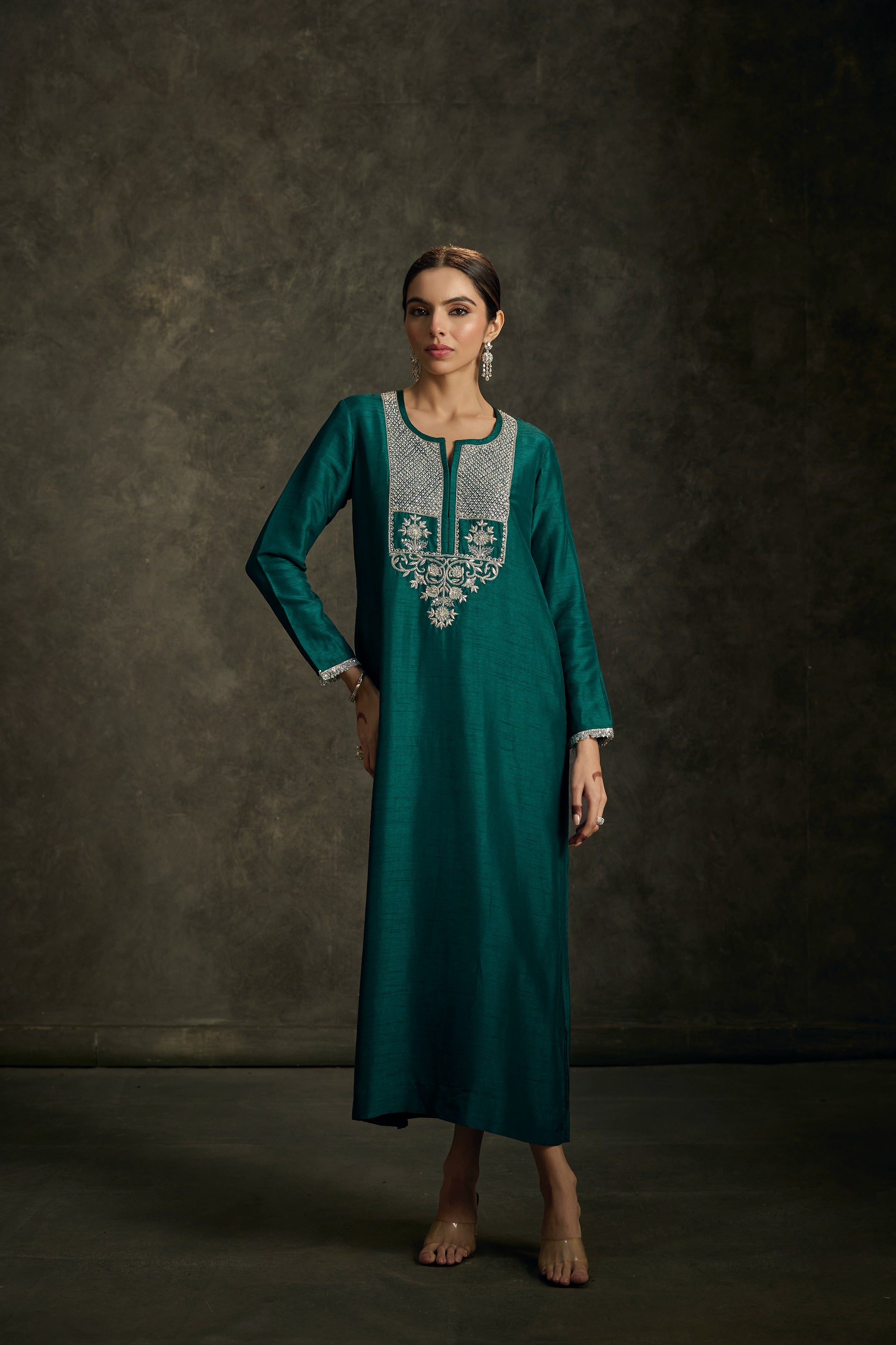 Heersha-Emerald Green Embroidered Kurta Dress