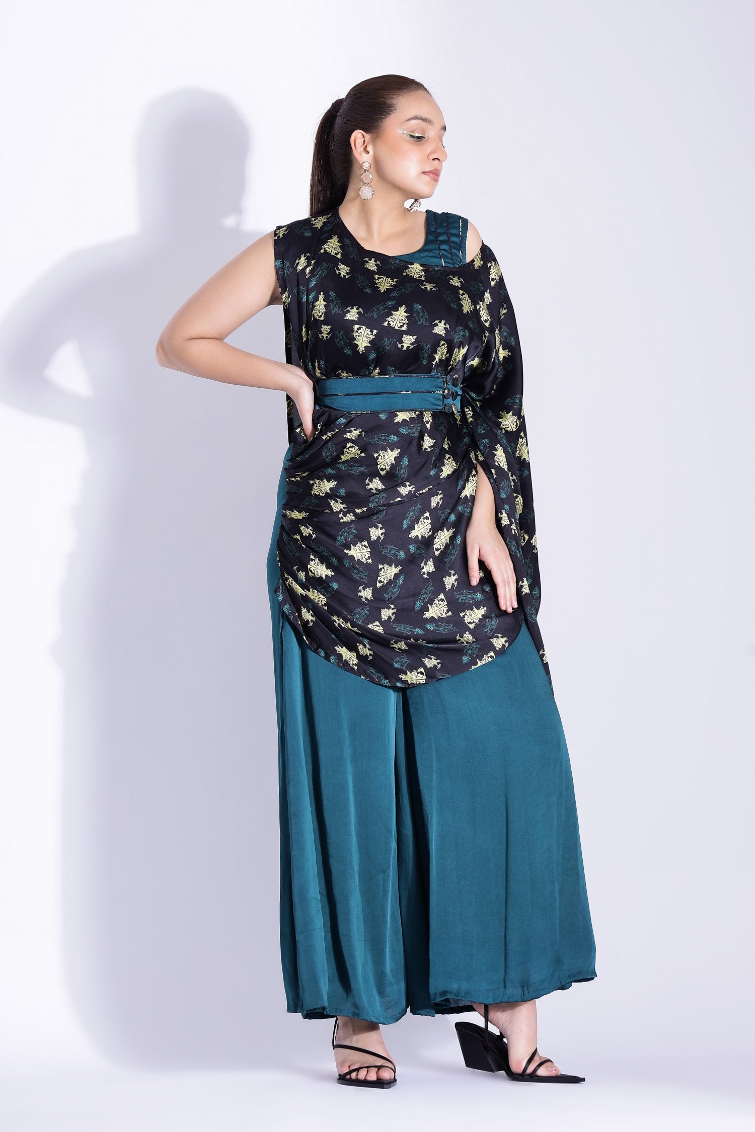 Pant Sari With A One-Shoulder Pallu