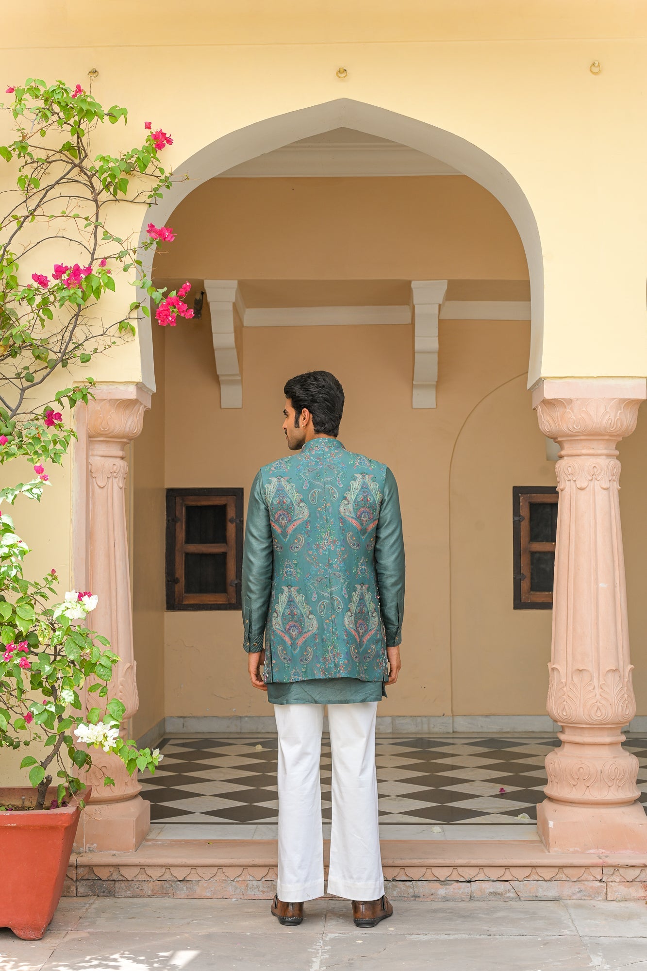 IRIS MIST EMBROIDERED HALF JACKET PAIRED WITH PIN TUCK KURTA PANT SET