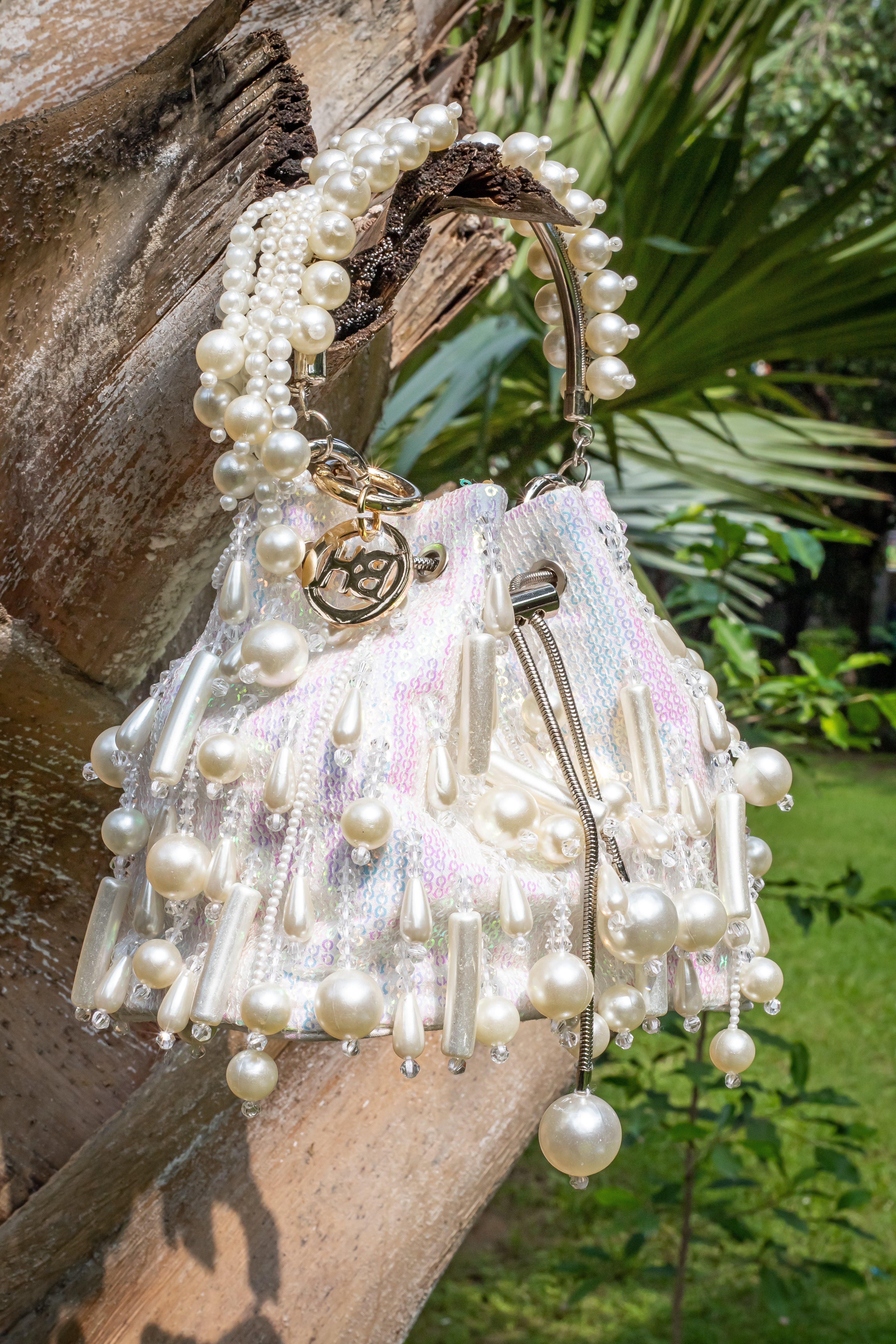 White Pearl Potli