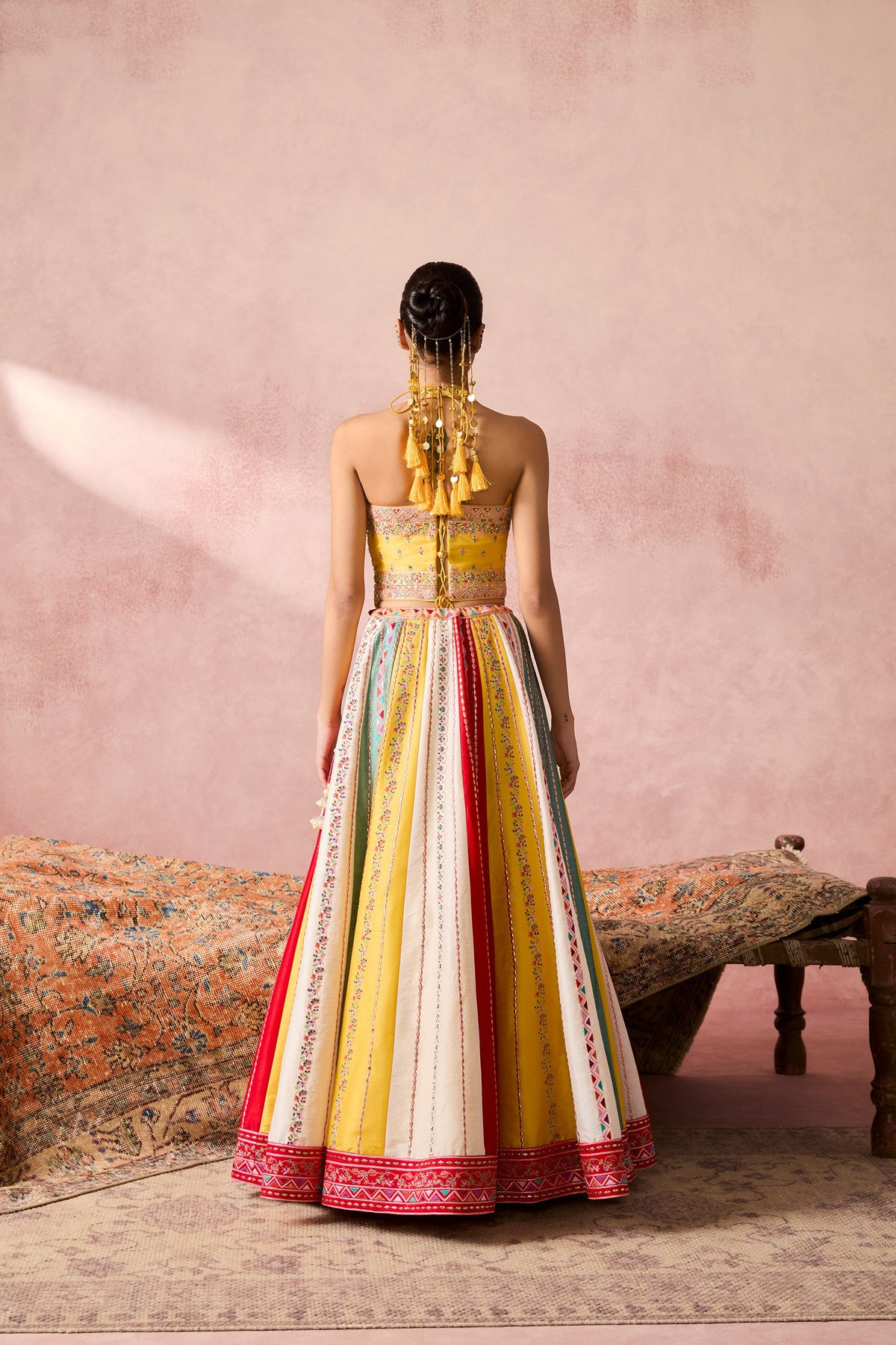 INAYAT KALI LEHENGA