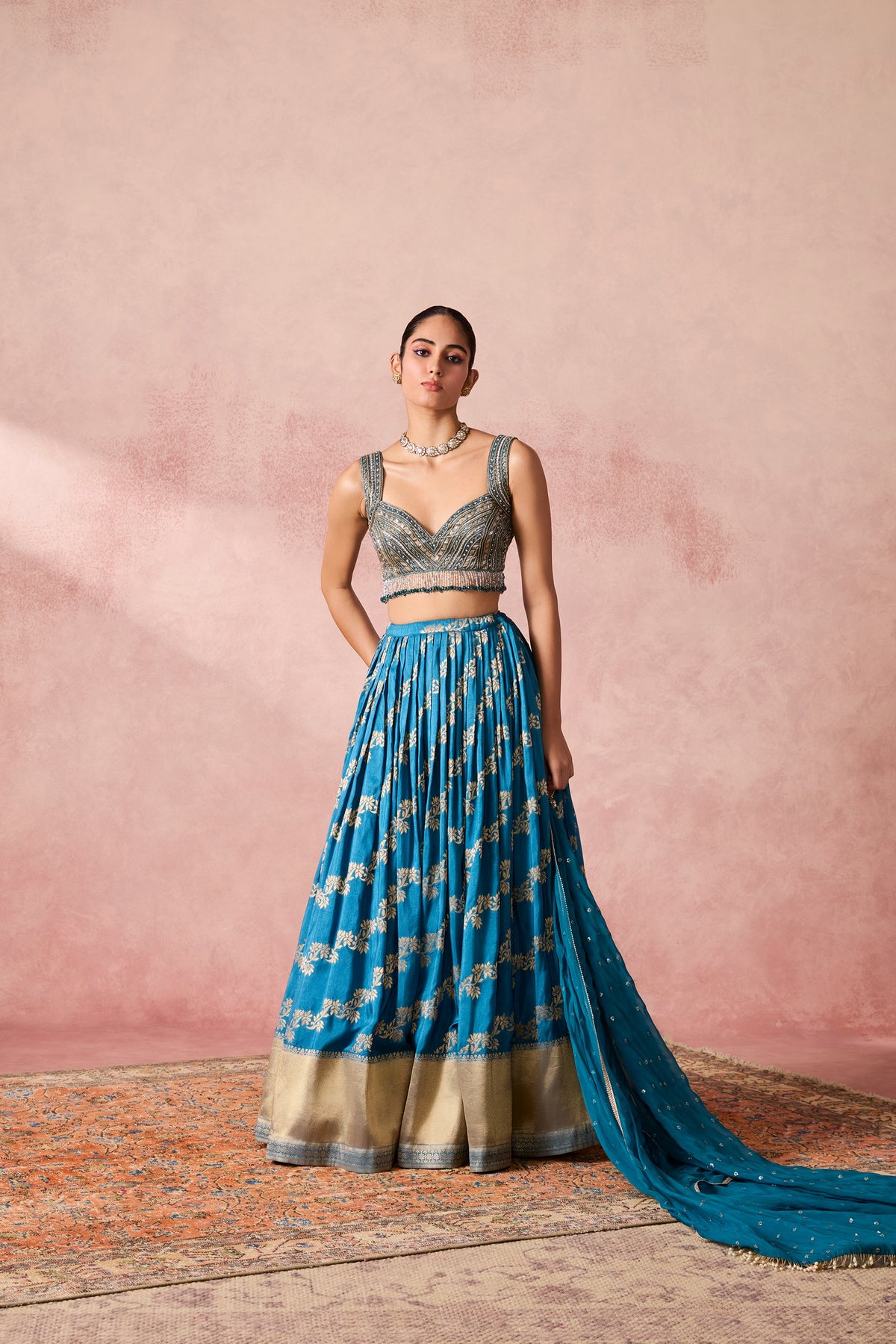 JAHAN LEHENGA