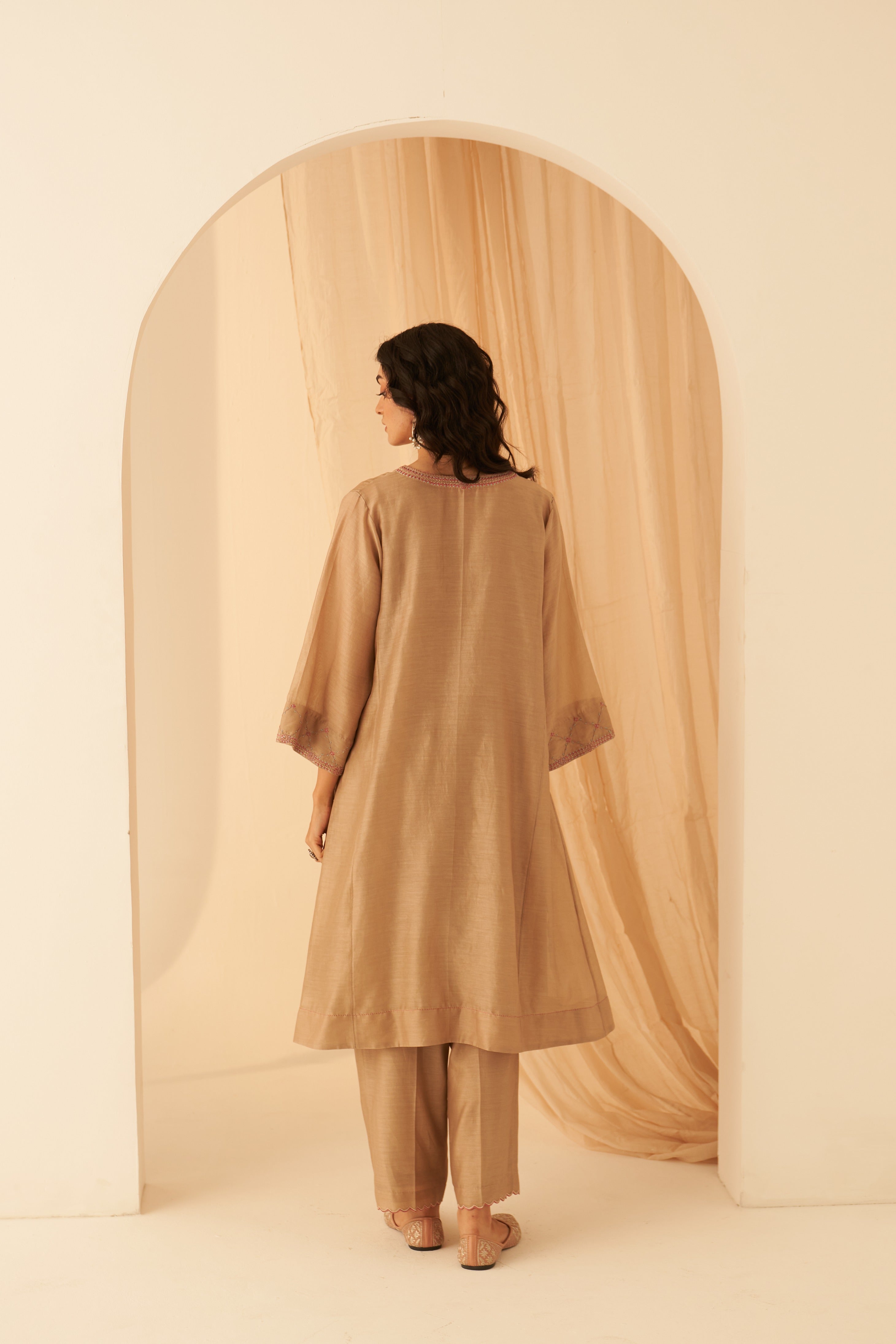 Champagne Chanderi Resham Jaal Embroidered Kurta Set