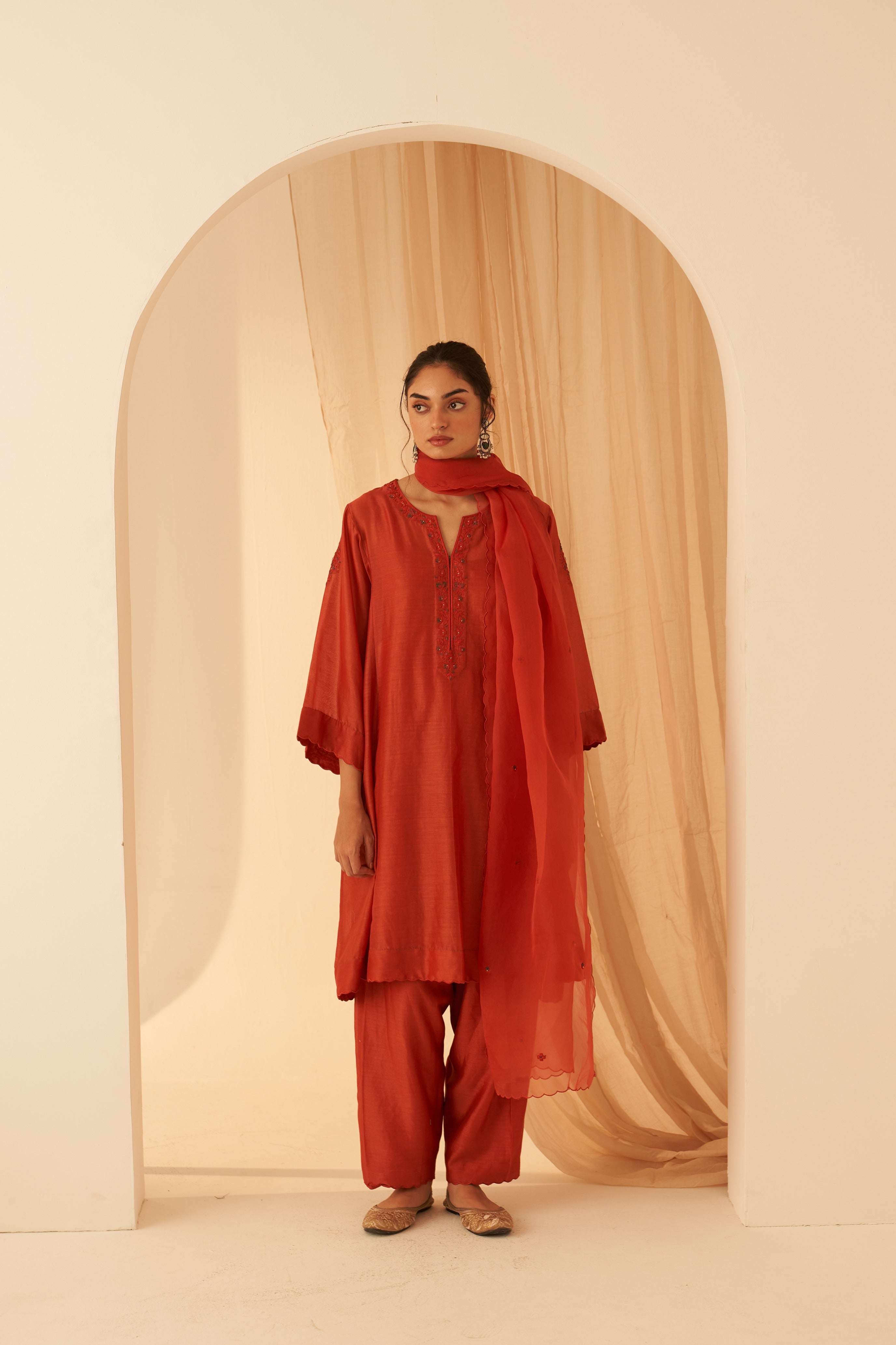 Rust Chanderi Floral Buta Kurta Set