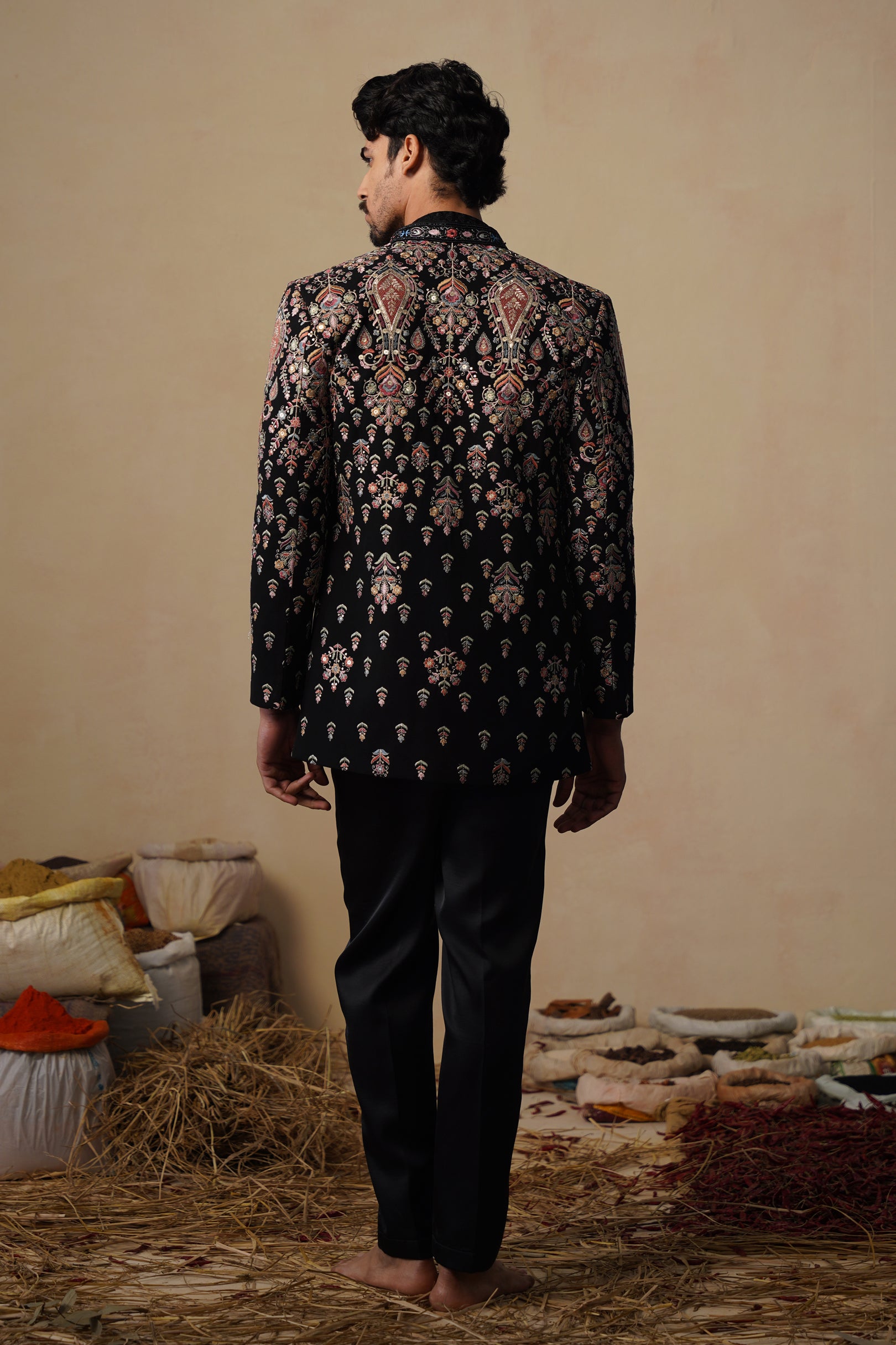 UTSAV BLACK JODHPURI SET