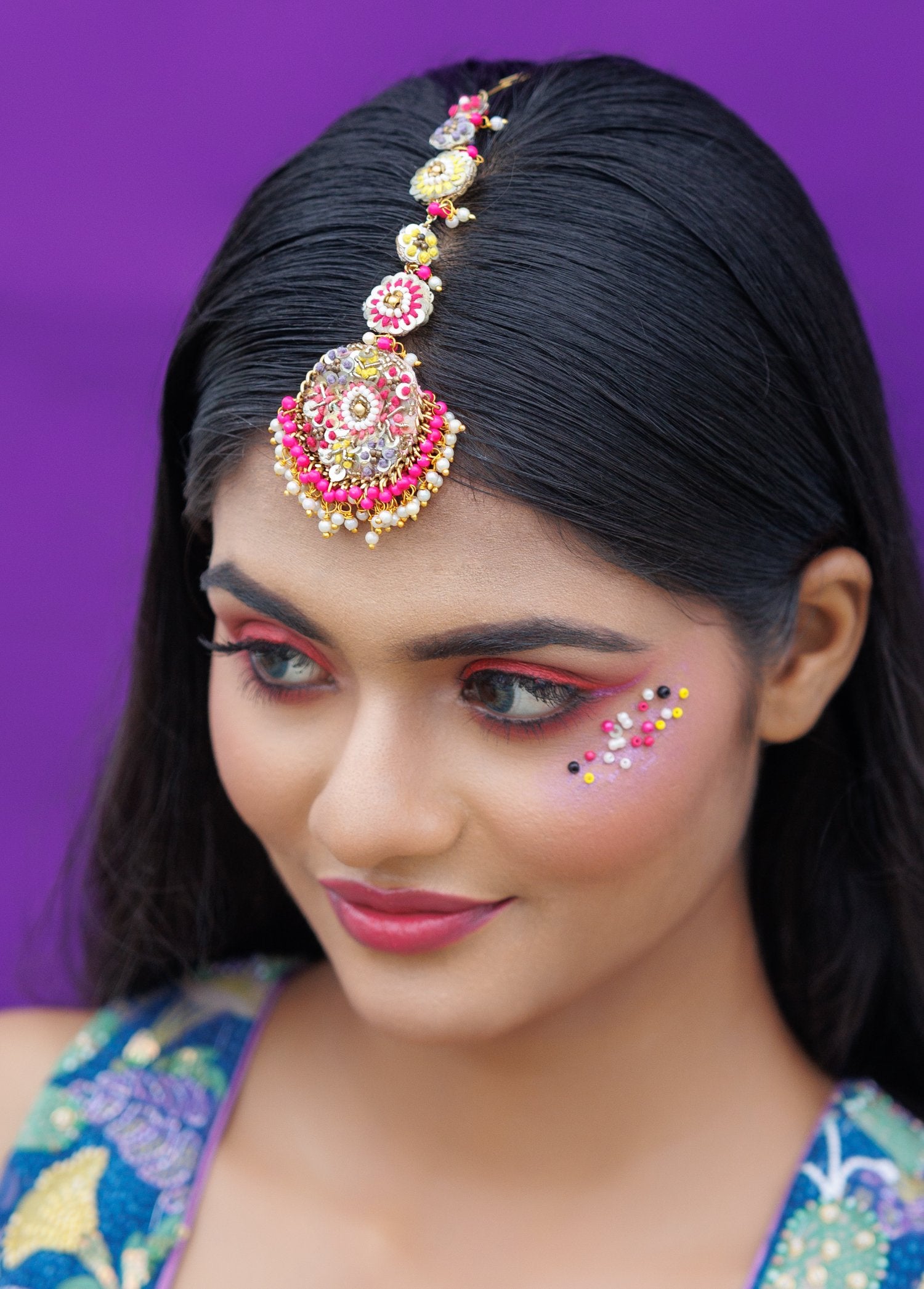 Devine Grace Handcrafted Mangtikka