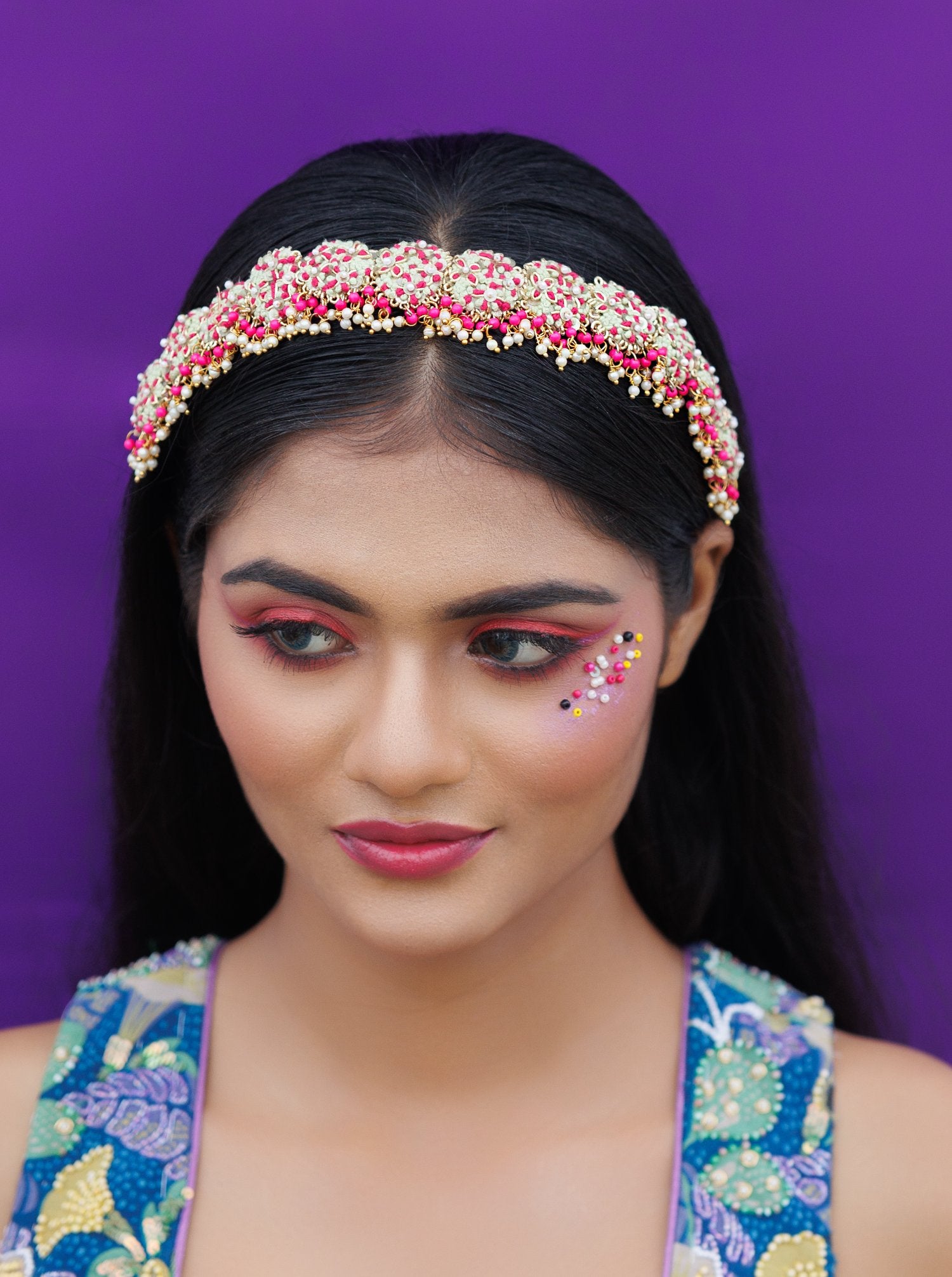 Embroidery With Ghungroo Sheespatti