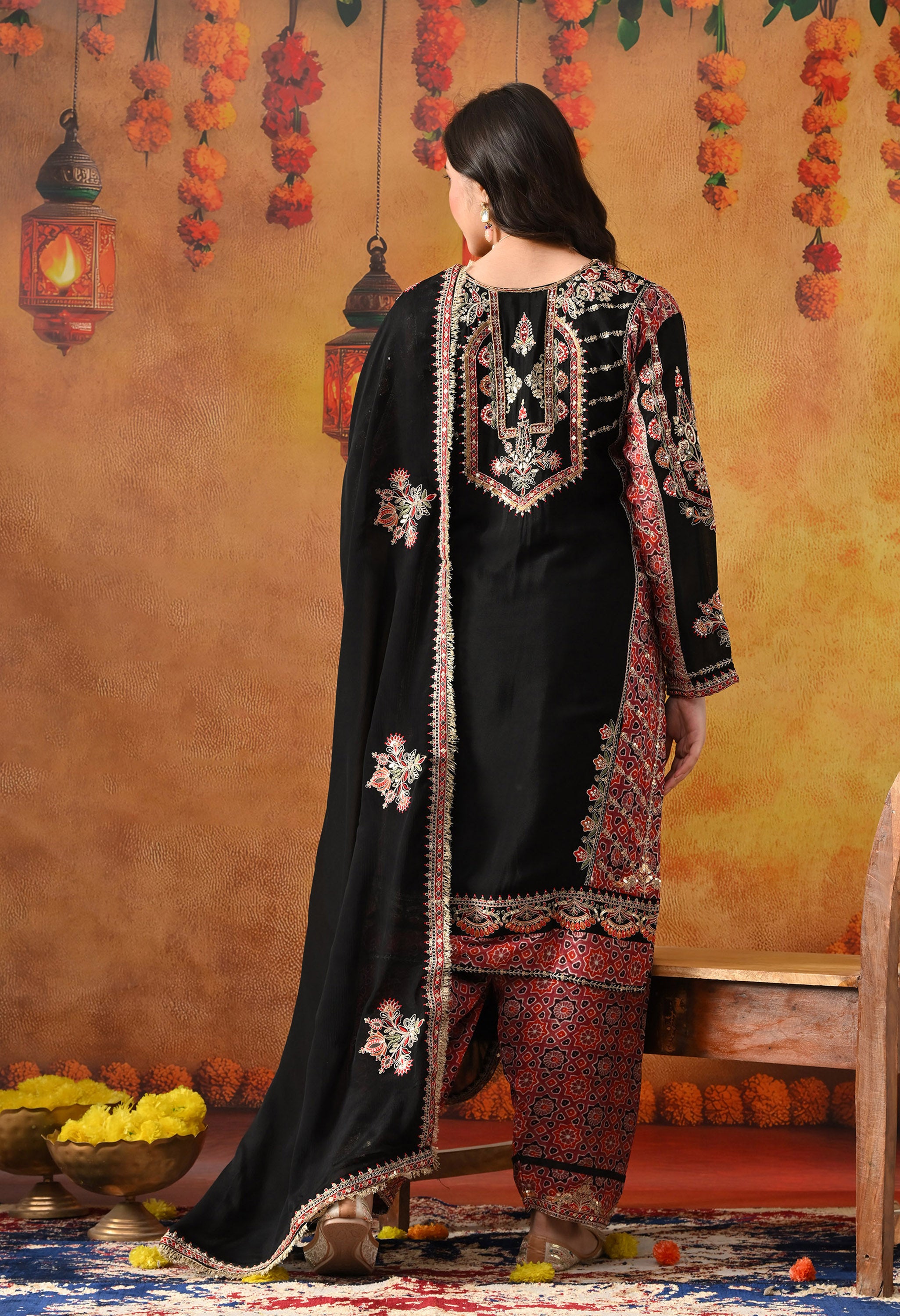 Black Chinon Kurta Set