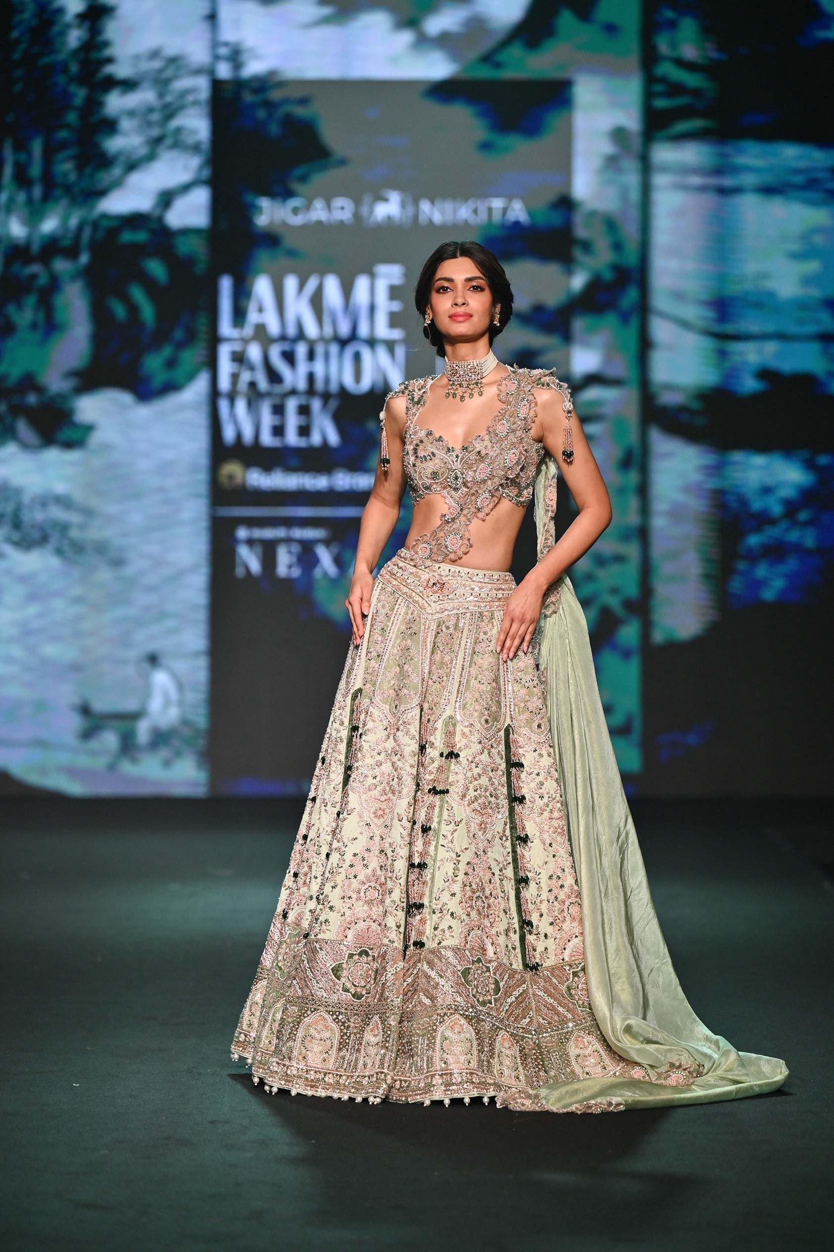 Tassel Élysée Lehenga Set