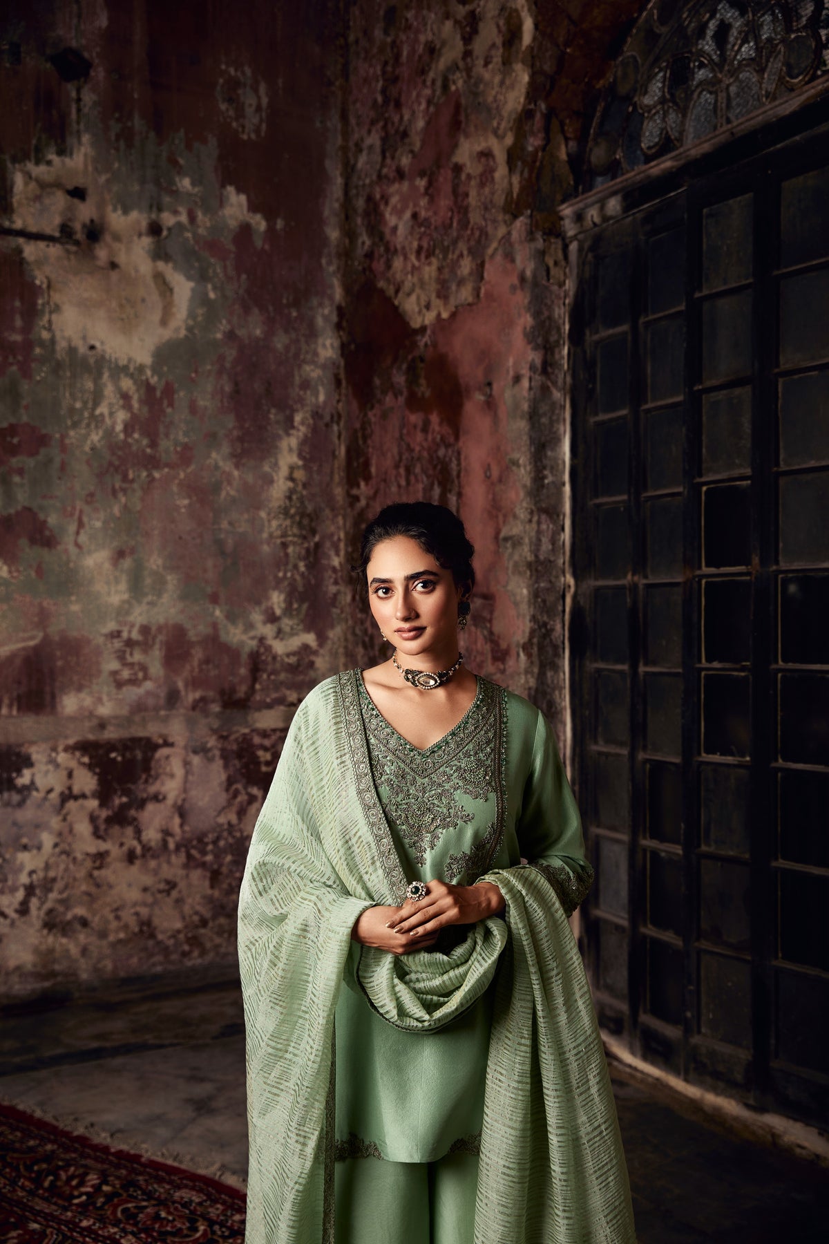 Kurta With Dupatta And Sharara