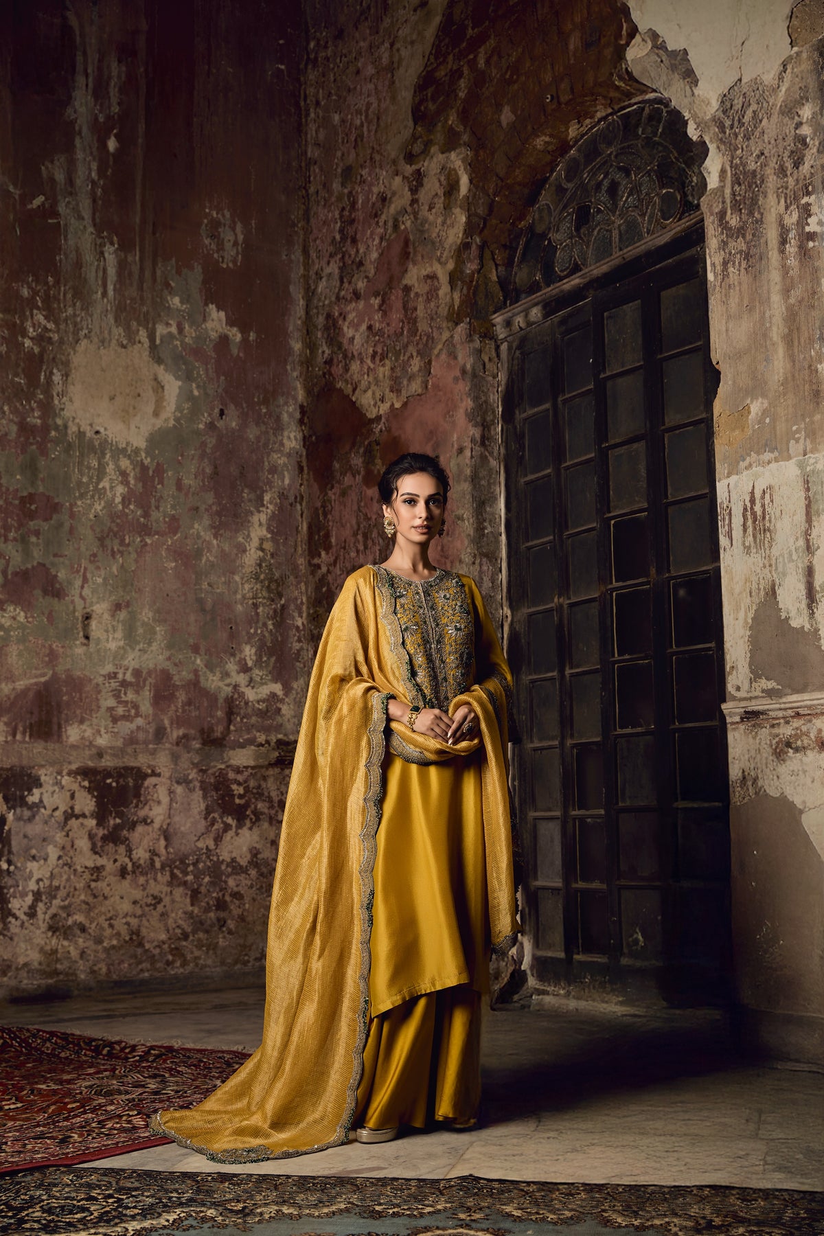Kurta With Dupatta And Sharara