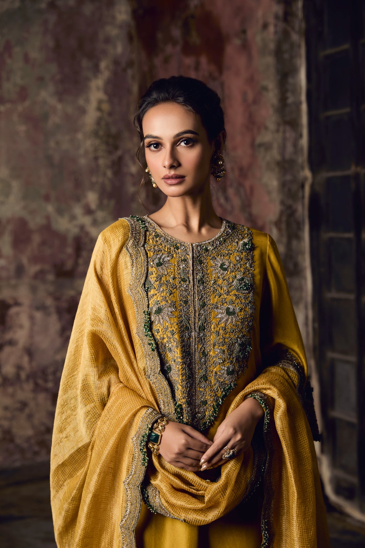 Kurta With Dupatta And Sharara