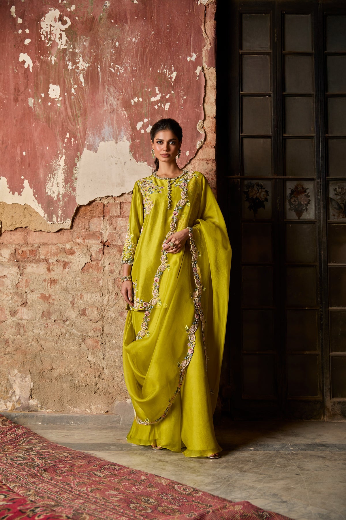 Kurta With Dupatta And Sharara