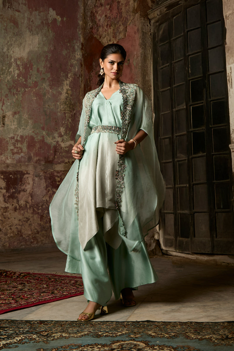 Ombre Cape Set