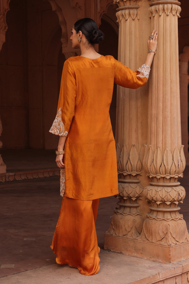 Sarson straight suit