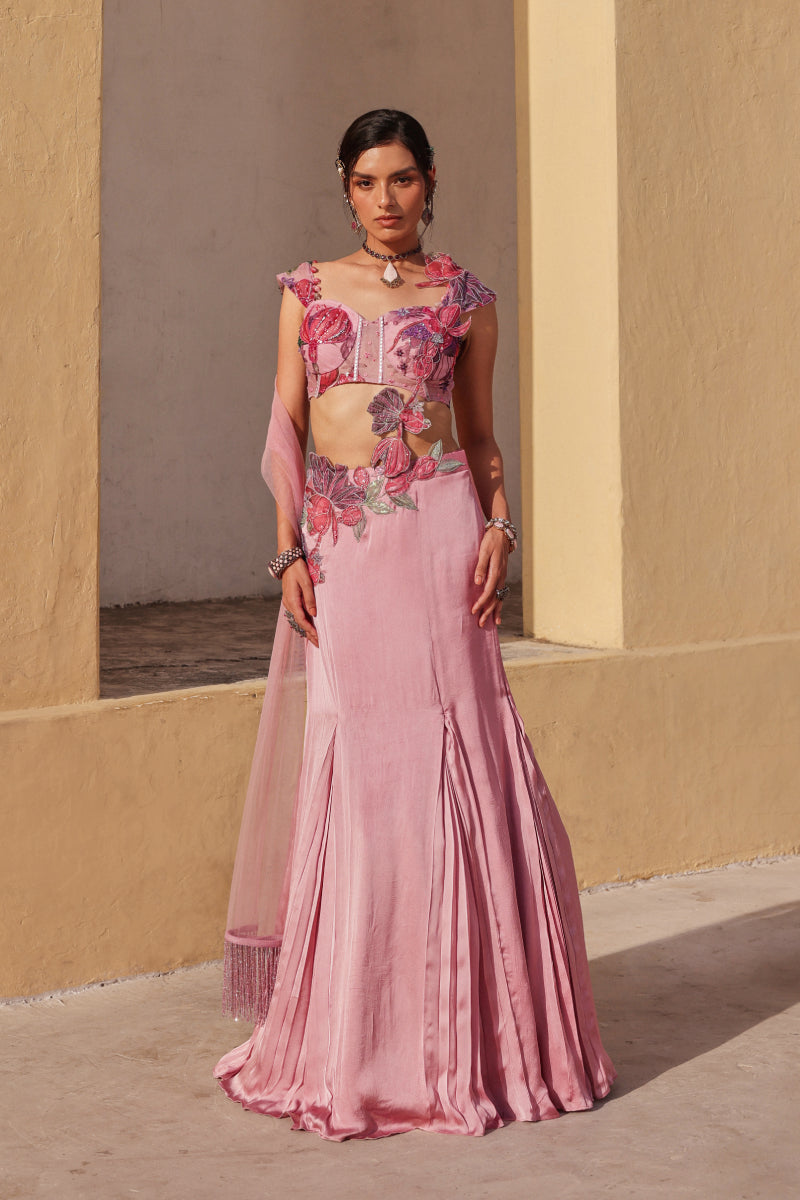 Applique azalea fish cut skirt set