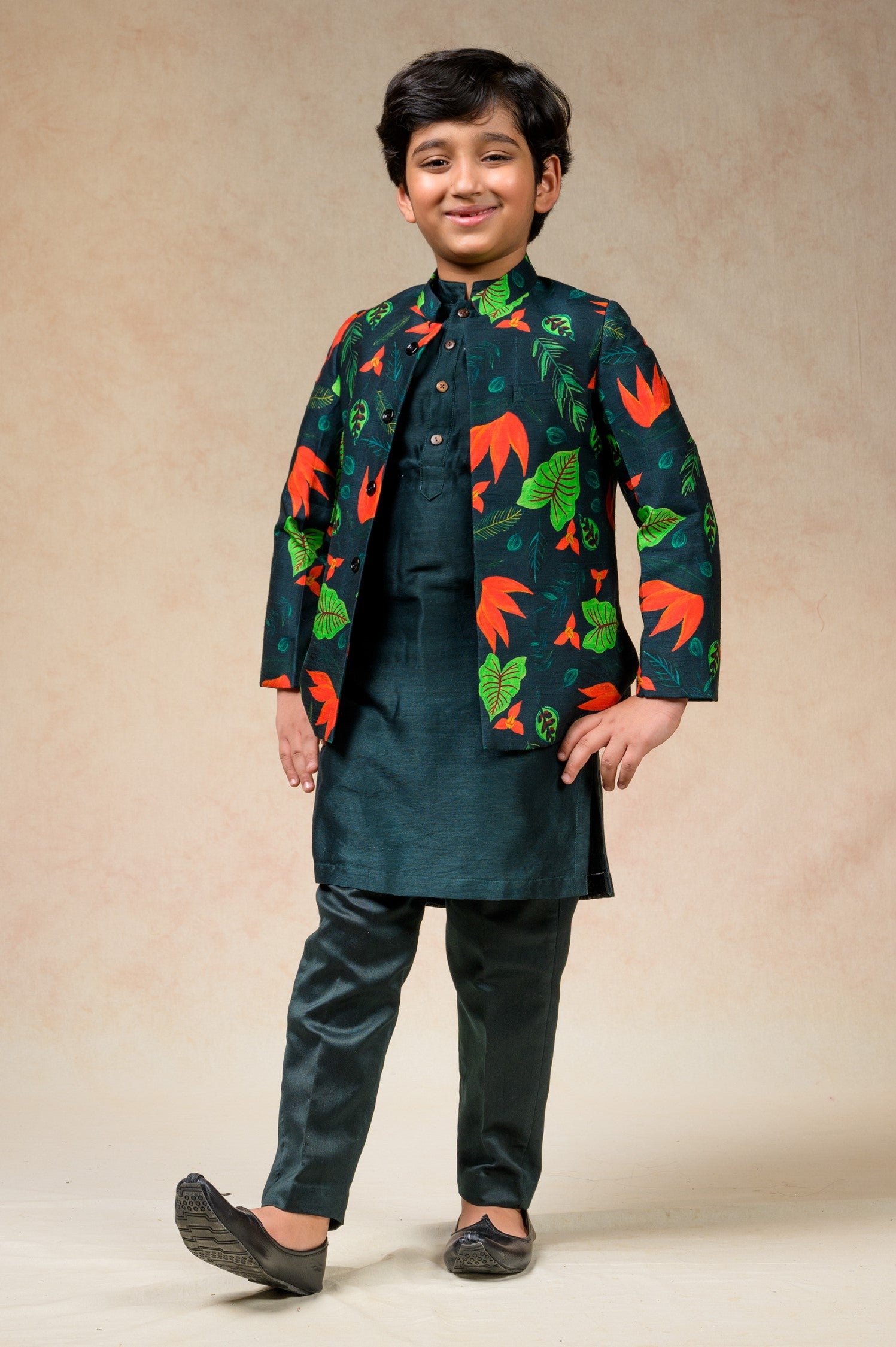 Indo Western With Kurta Pyjama