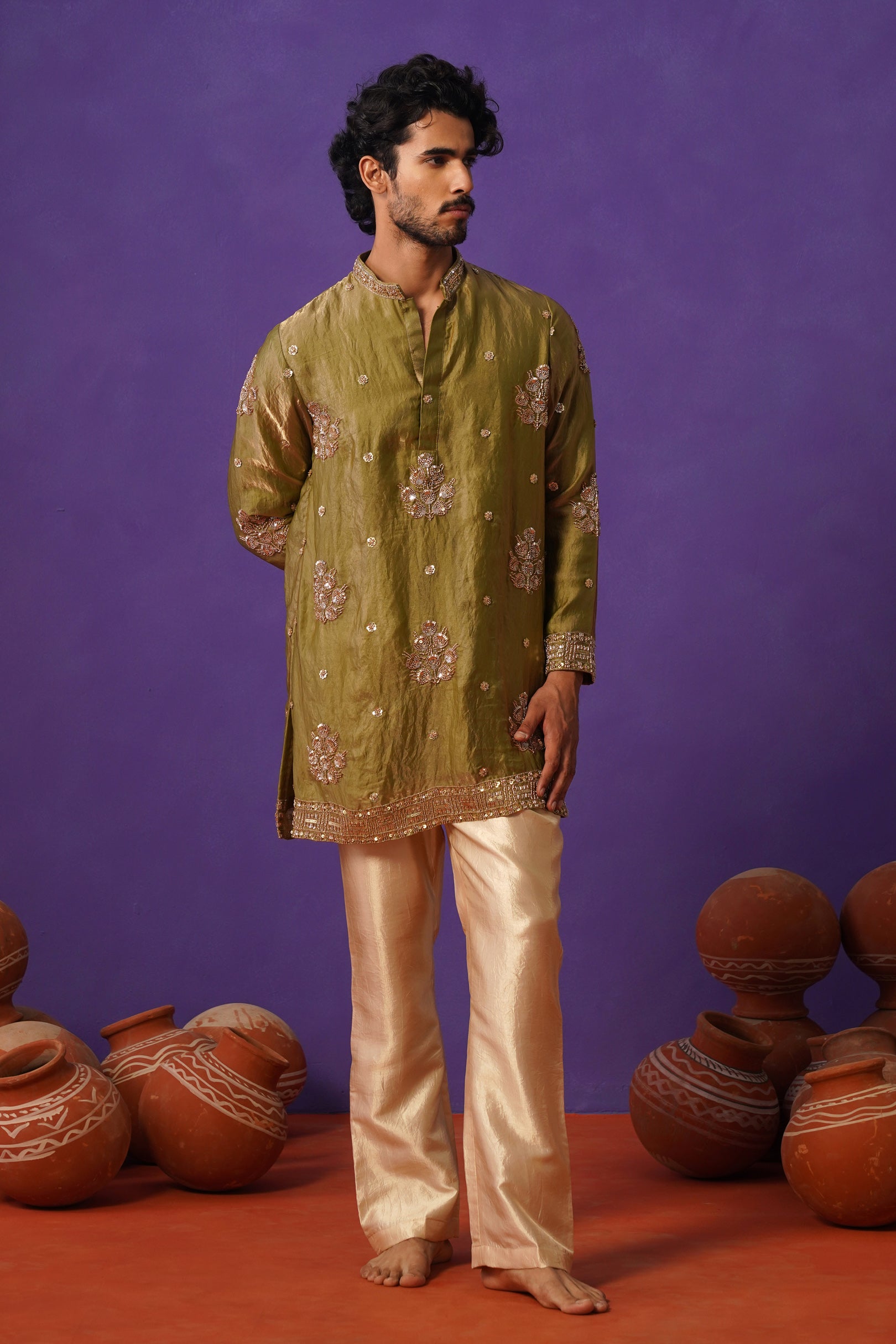 TAJ MEHENDI SHORT KURTA SET