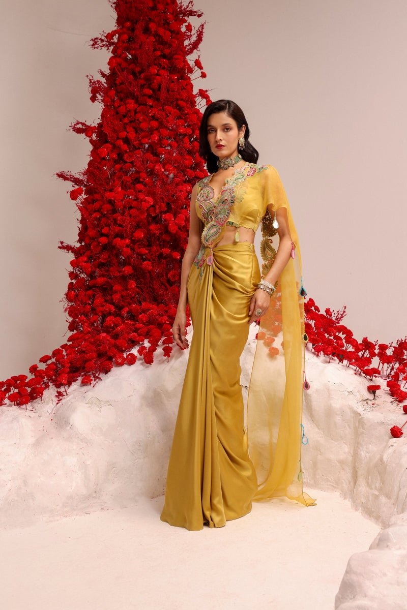Paisley Love yellow drape saree