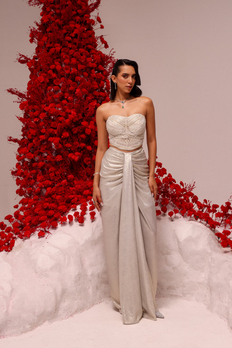 Snowhite corset saree
