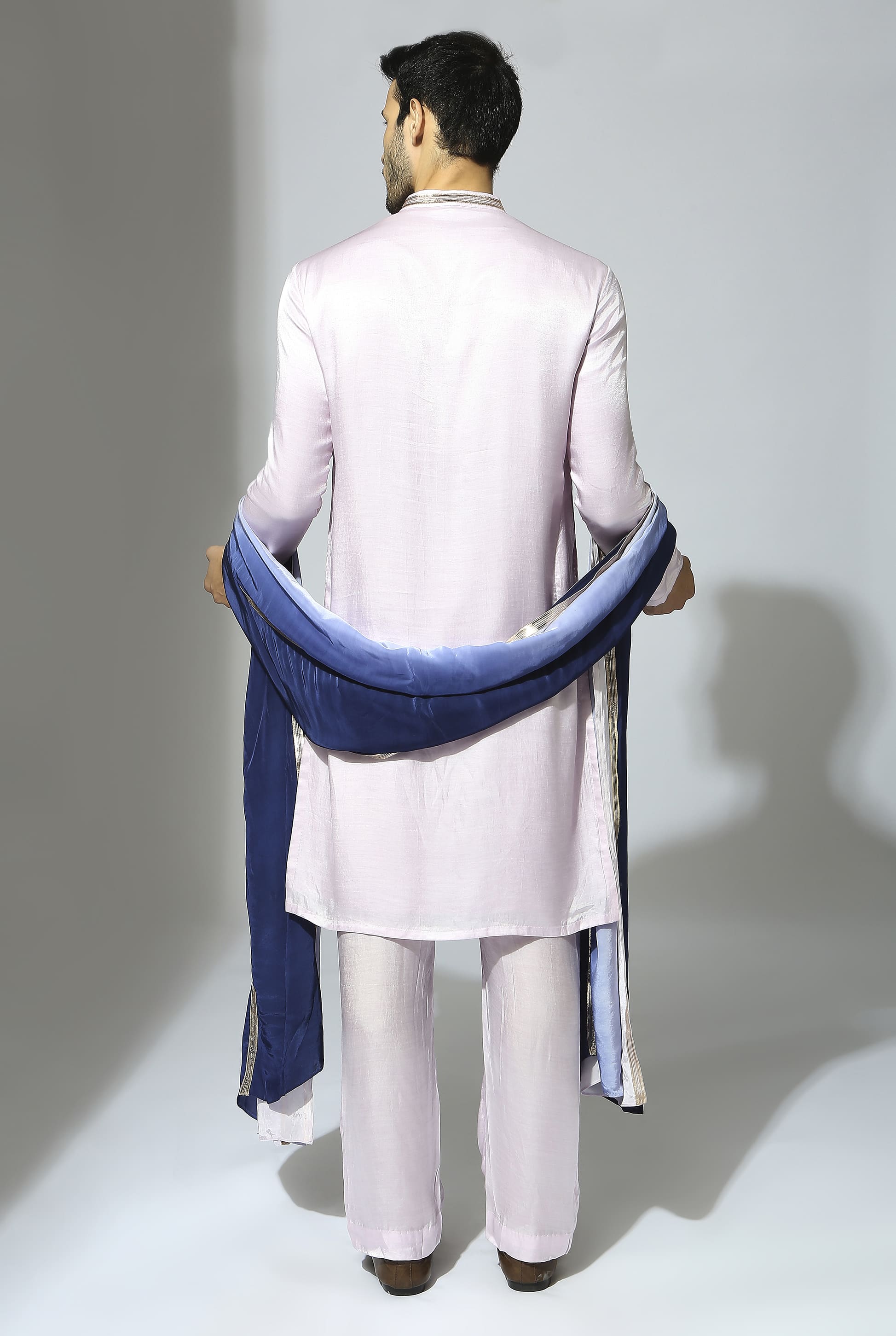 Lilac Embroidered Kurta Set With Blue Dupatta