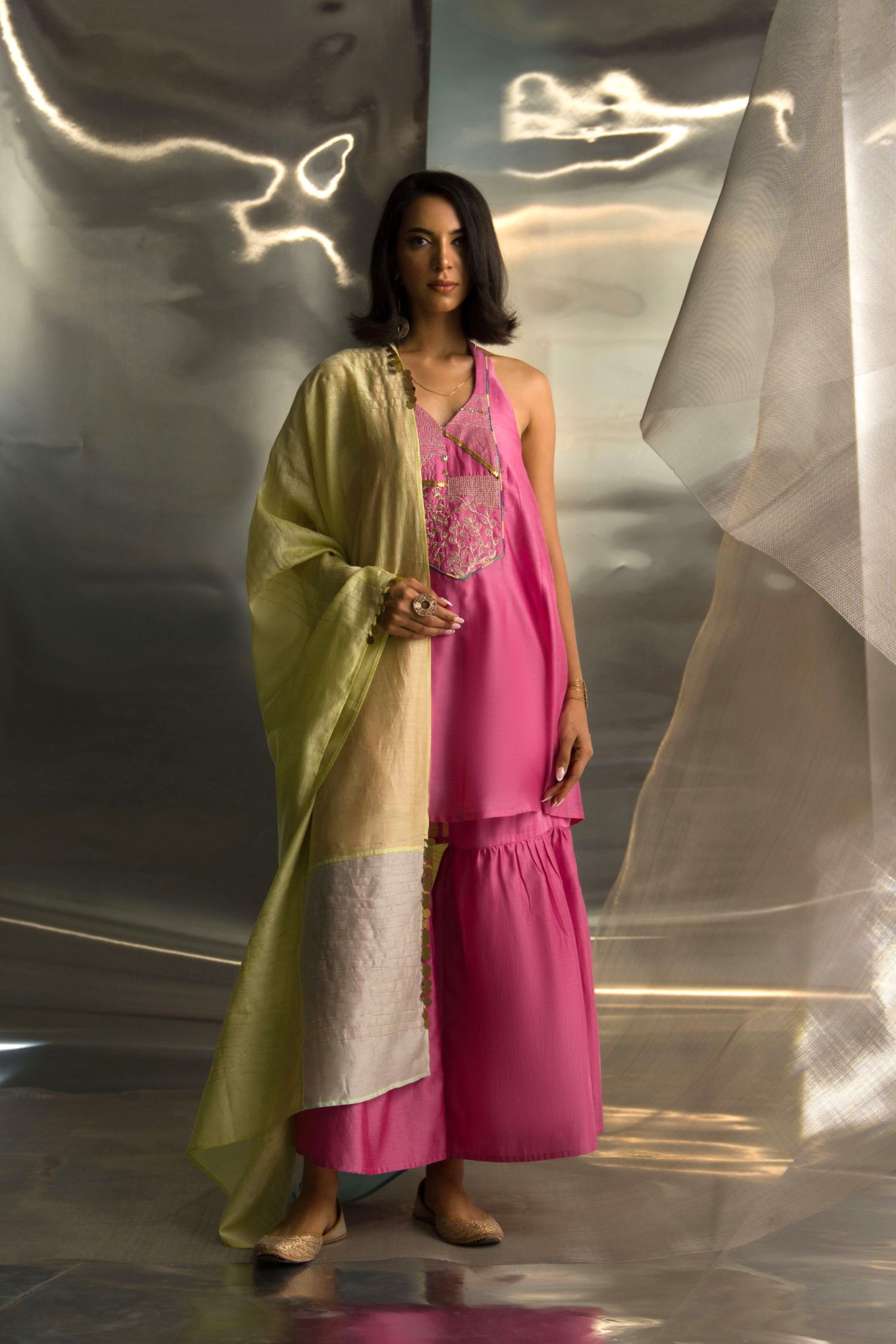 Mis'R Sleeveless Embroidered Sharara Set