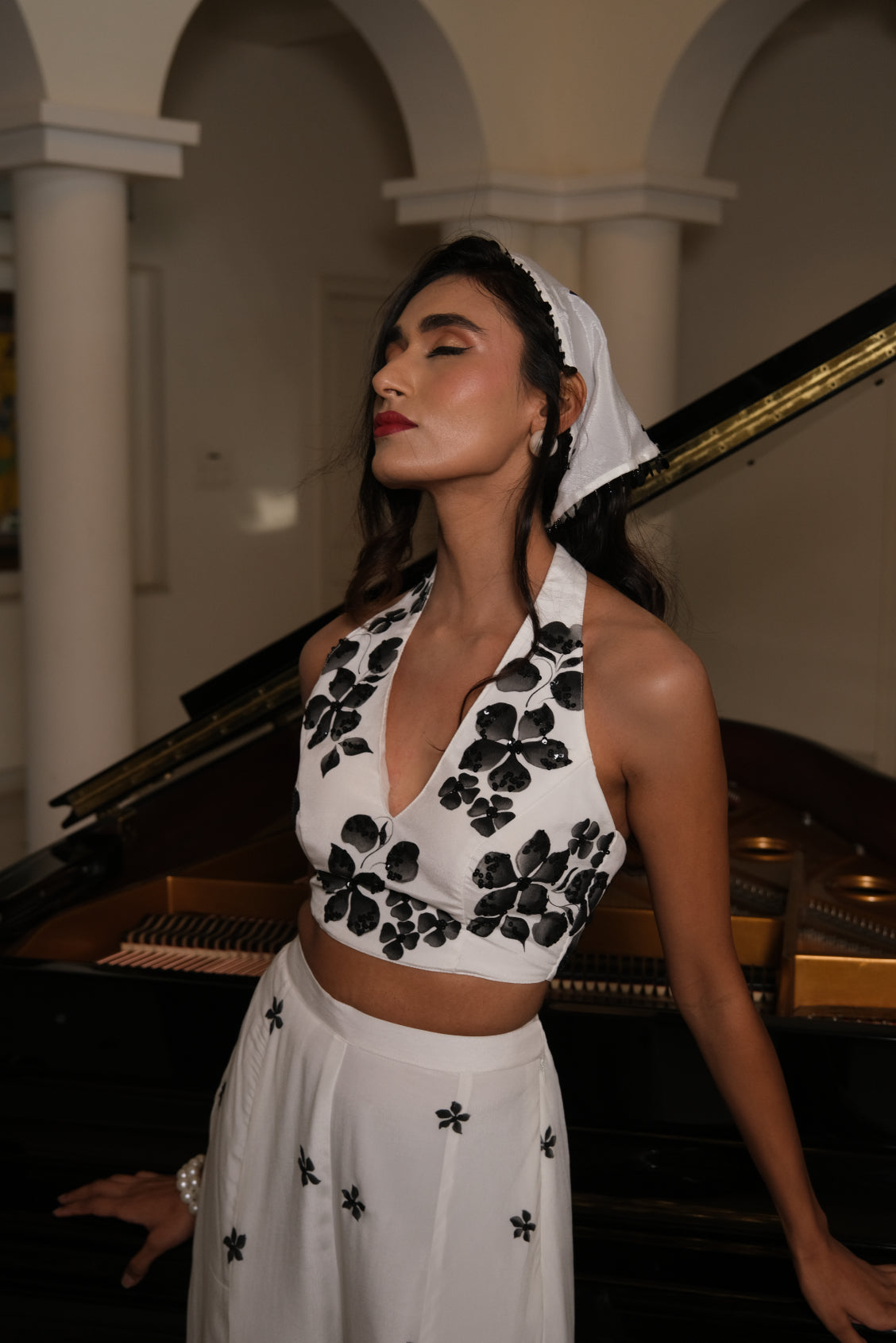 Nargis Set