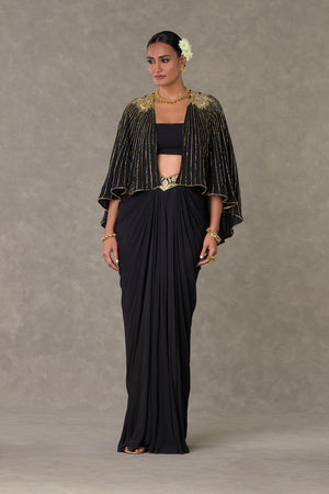 Black 'Neel-Kamal' Cape Set- front view