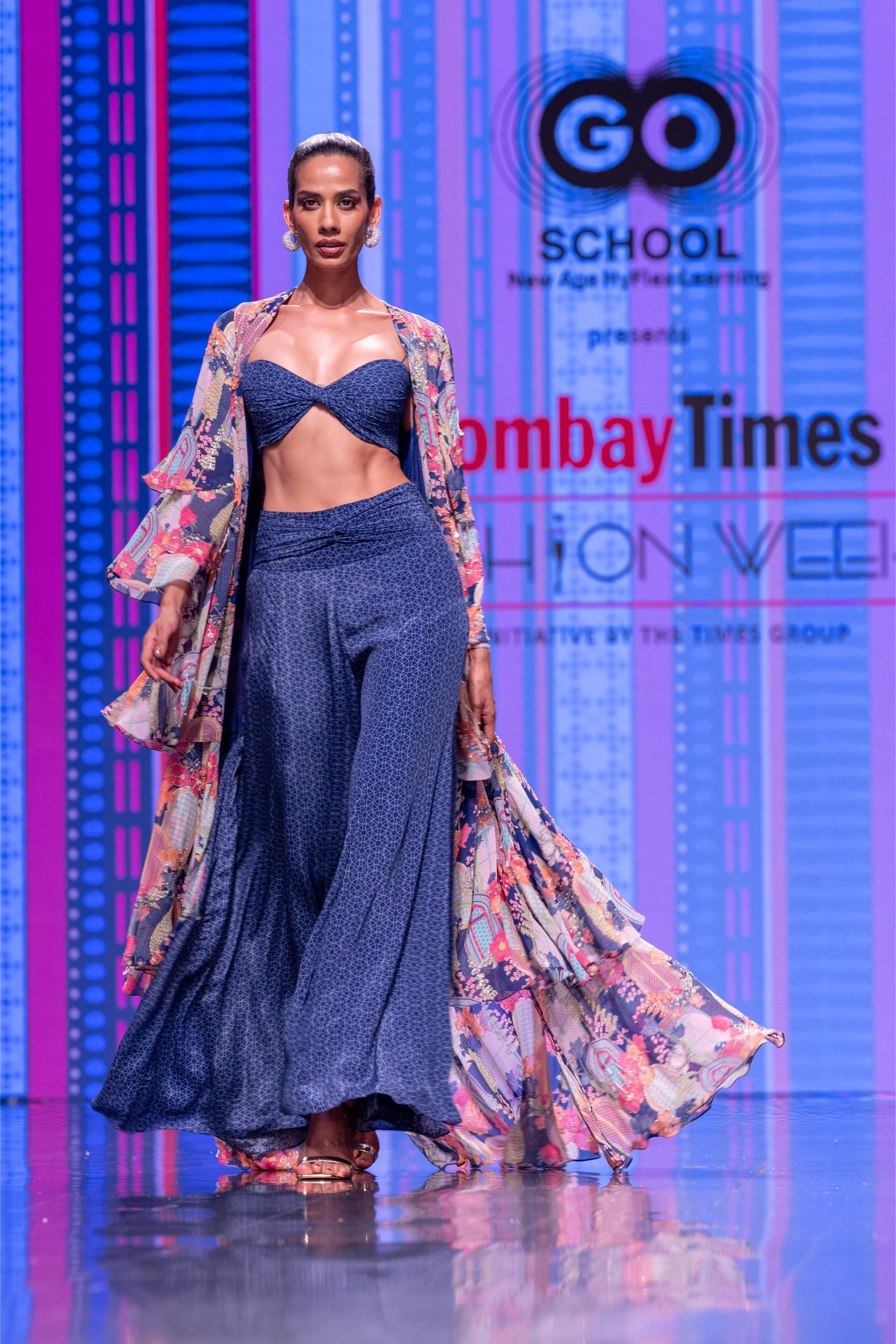 Blue Cape Set