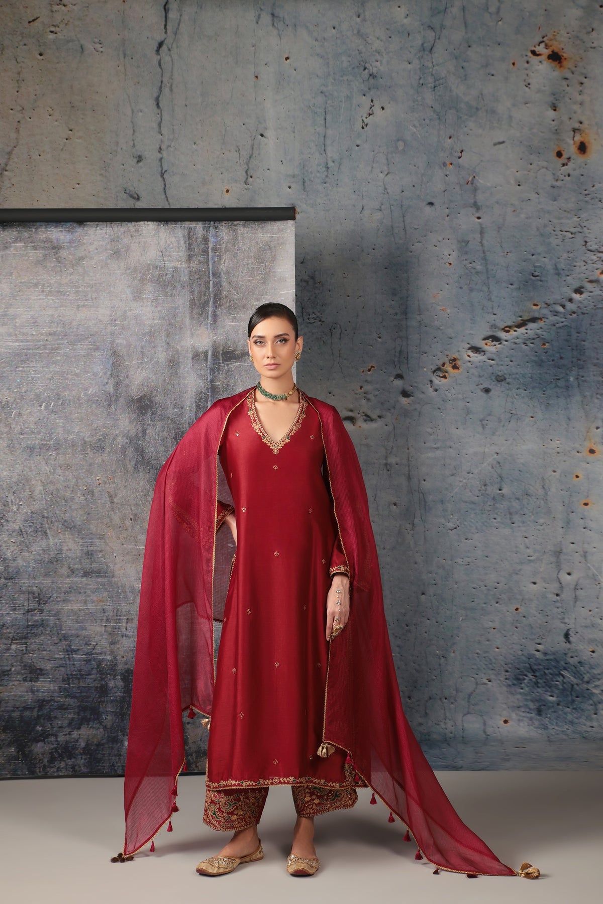 Mehrang Maroon Applique Kurta Set