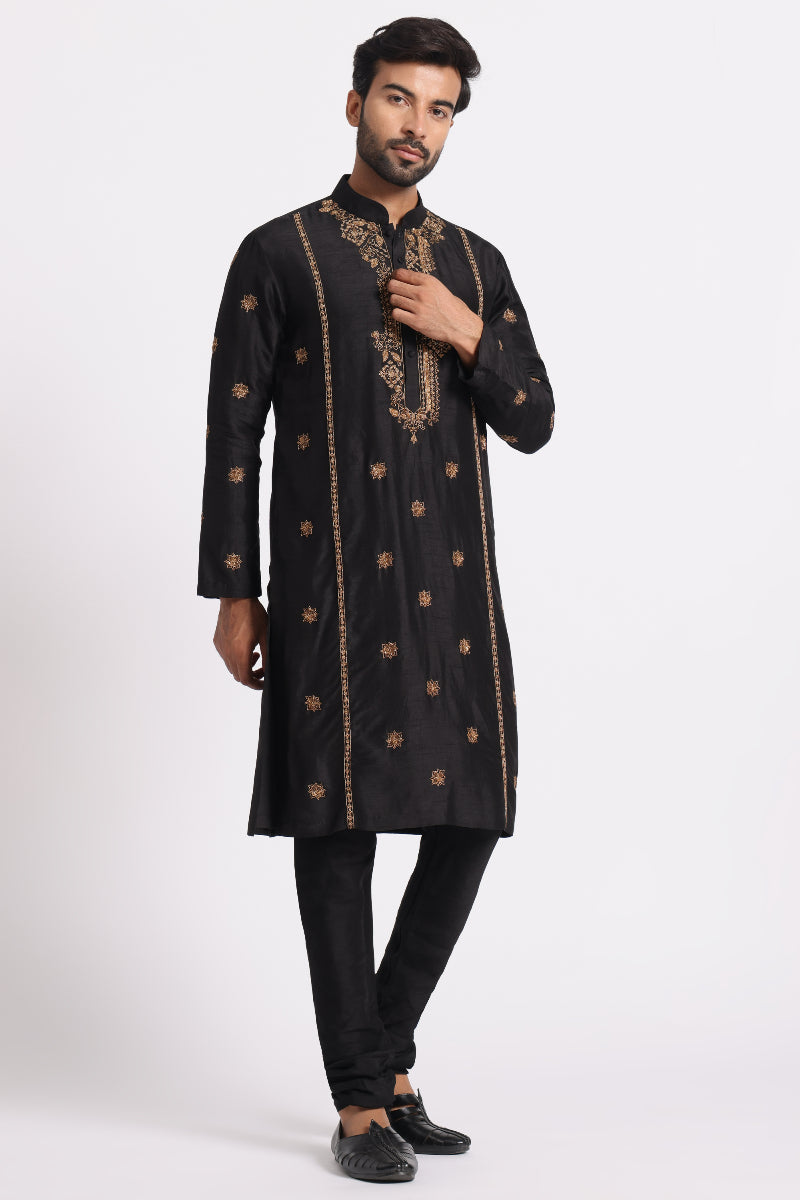 NAAYAAB-KURTA SET WITH STOLE
