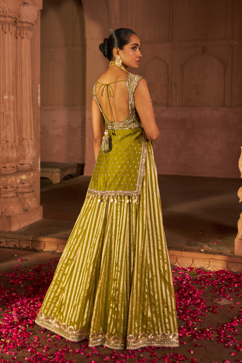Jashn-E-Bahaar Lehenga Set