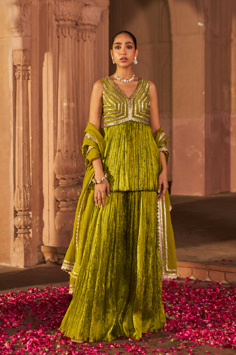 Jashan-E-Khaas Sharara Set