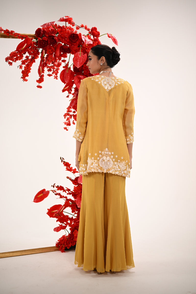 Sunheri Phool Set