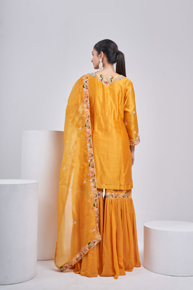 Sunheri Bagh Set