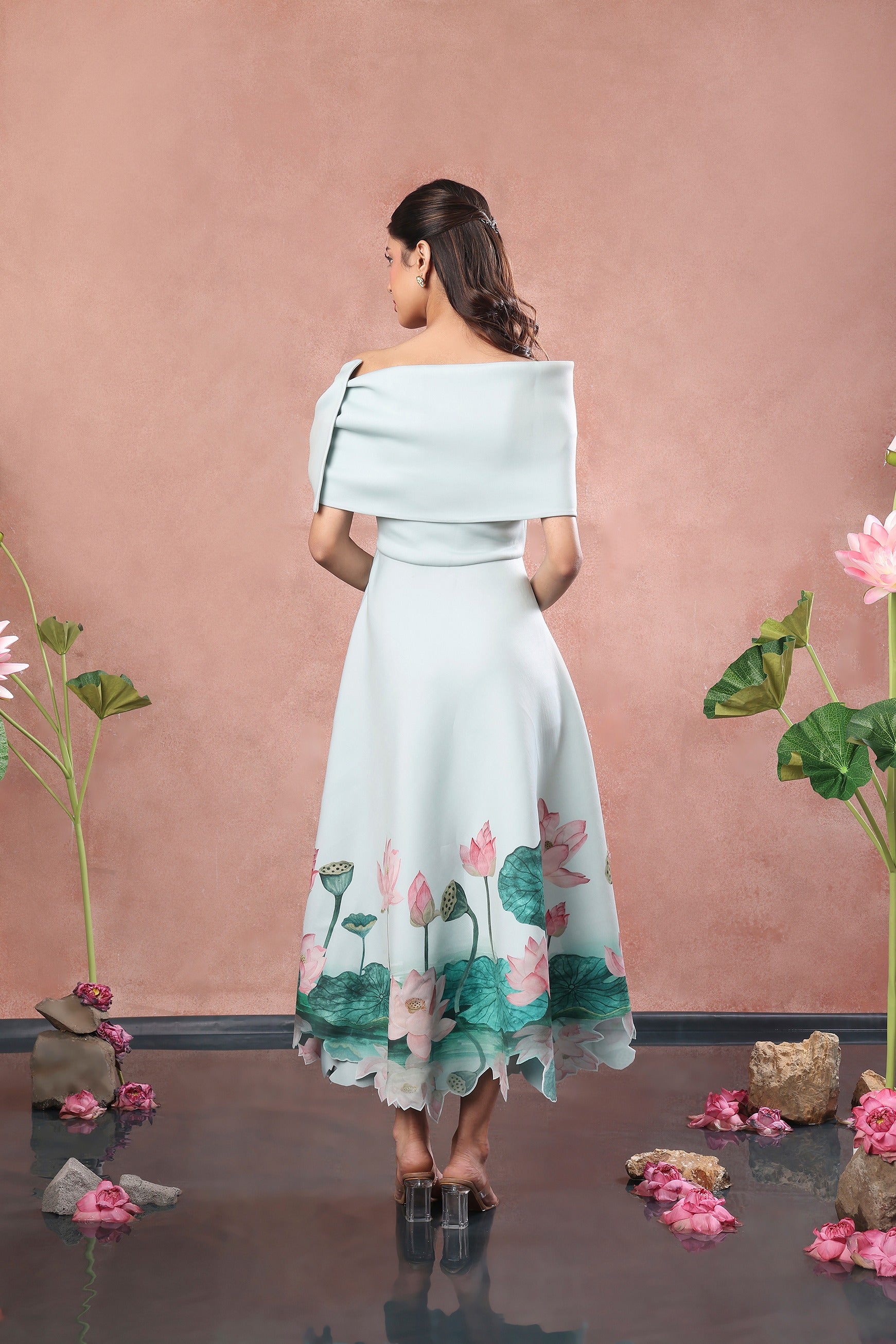 GREEN FLARED PRINTED DRESS WITH BOW WRAP