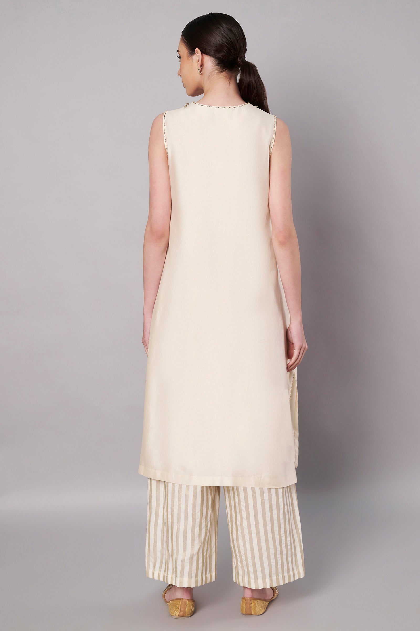 Open Bloom Kurta Set - Ivory