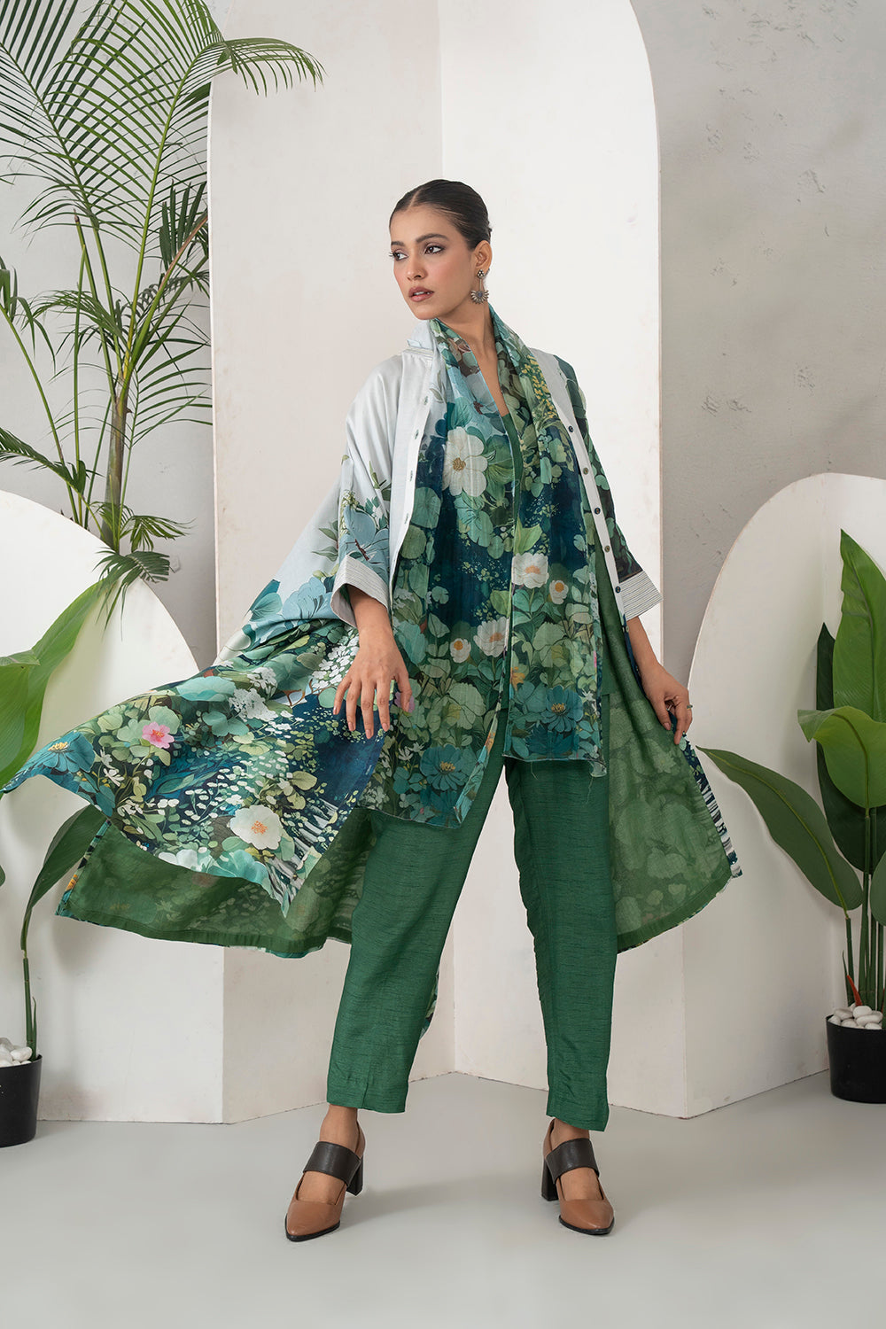 Ivory Silk Chanderi Vivid Garden Illustration Printed Kaftan Set (3 PCS)
