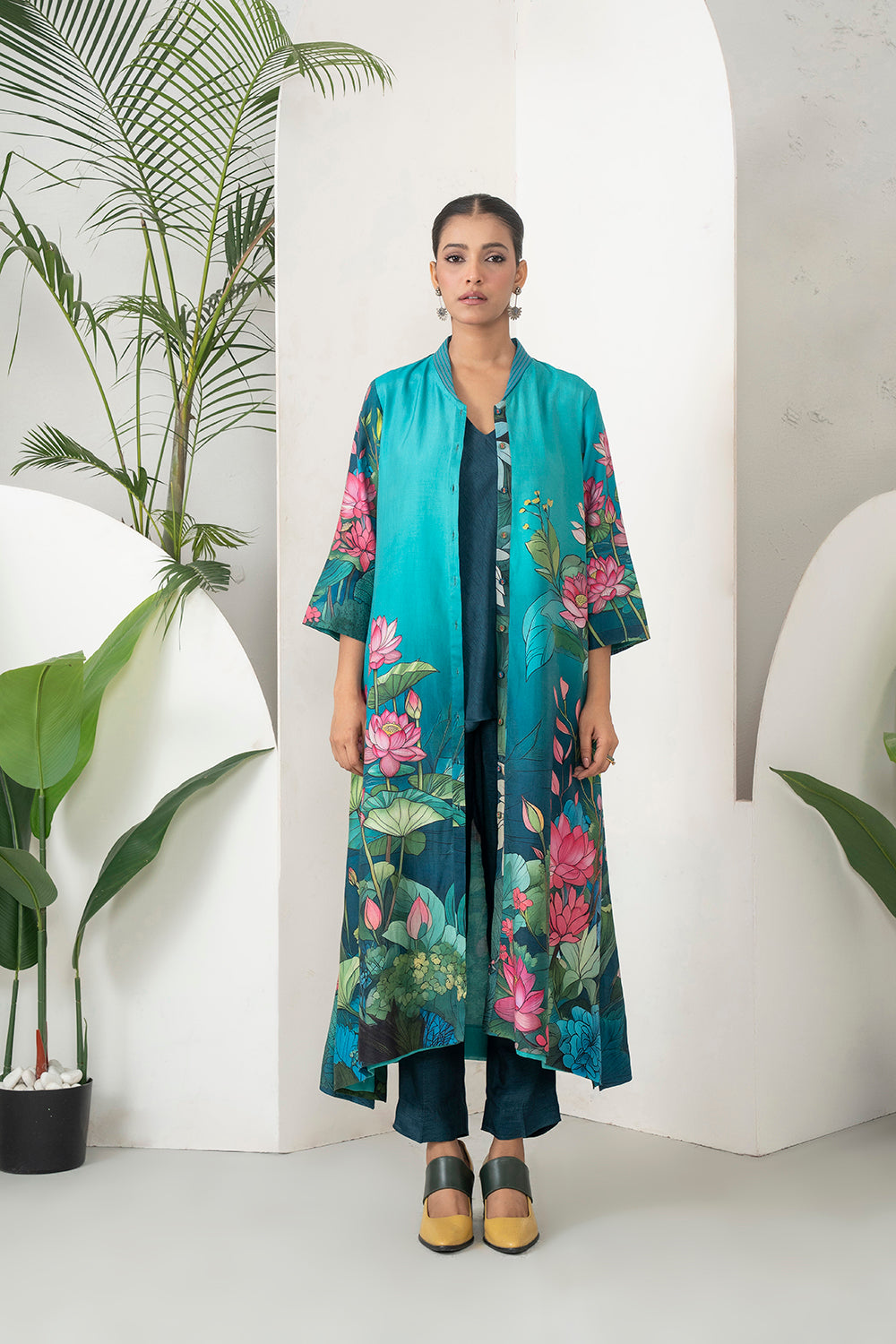Aqua Fades Into Deep Blue Silk Chanderi Lush Lotus Printed Dress Set (3 PCS)