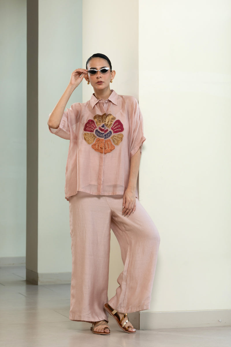 Eeda Round Patch Shirt - Pink