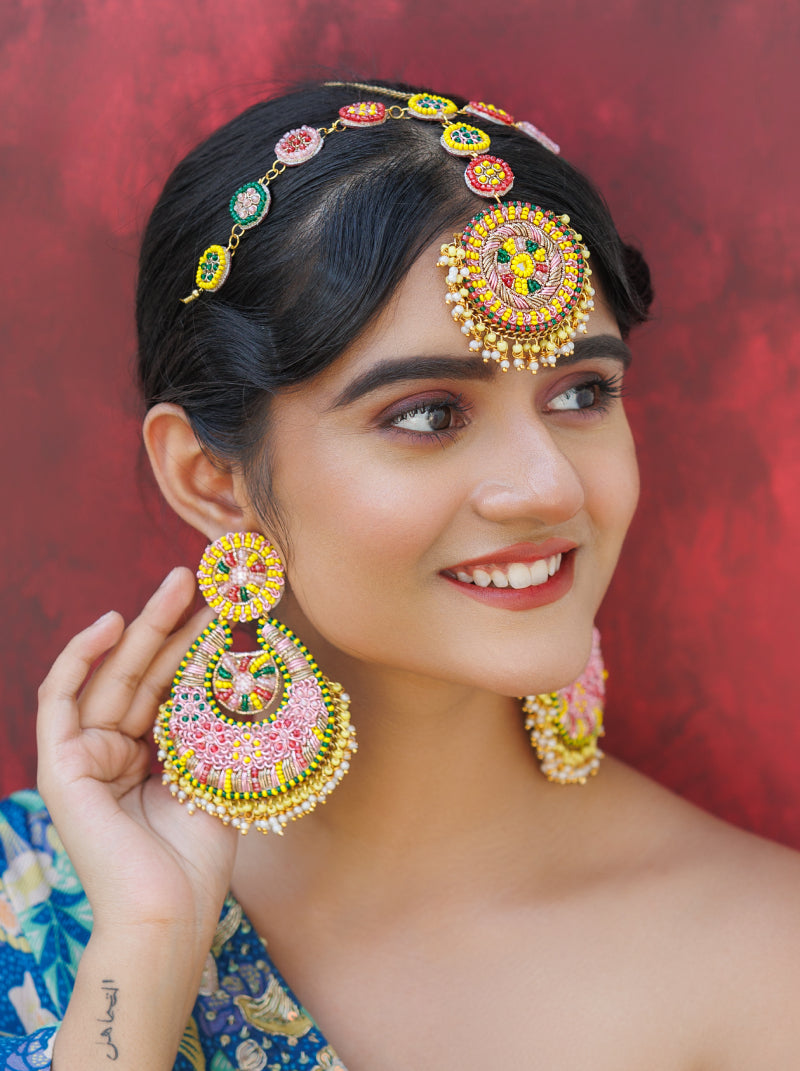 Karnavati Haathful