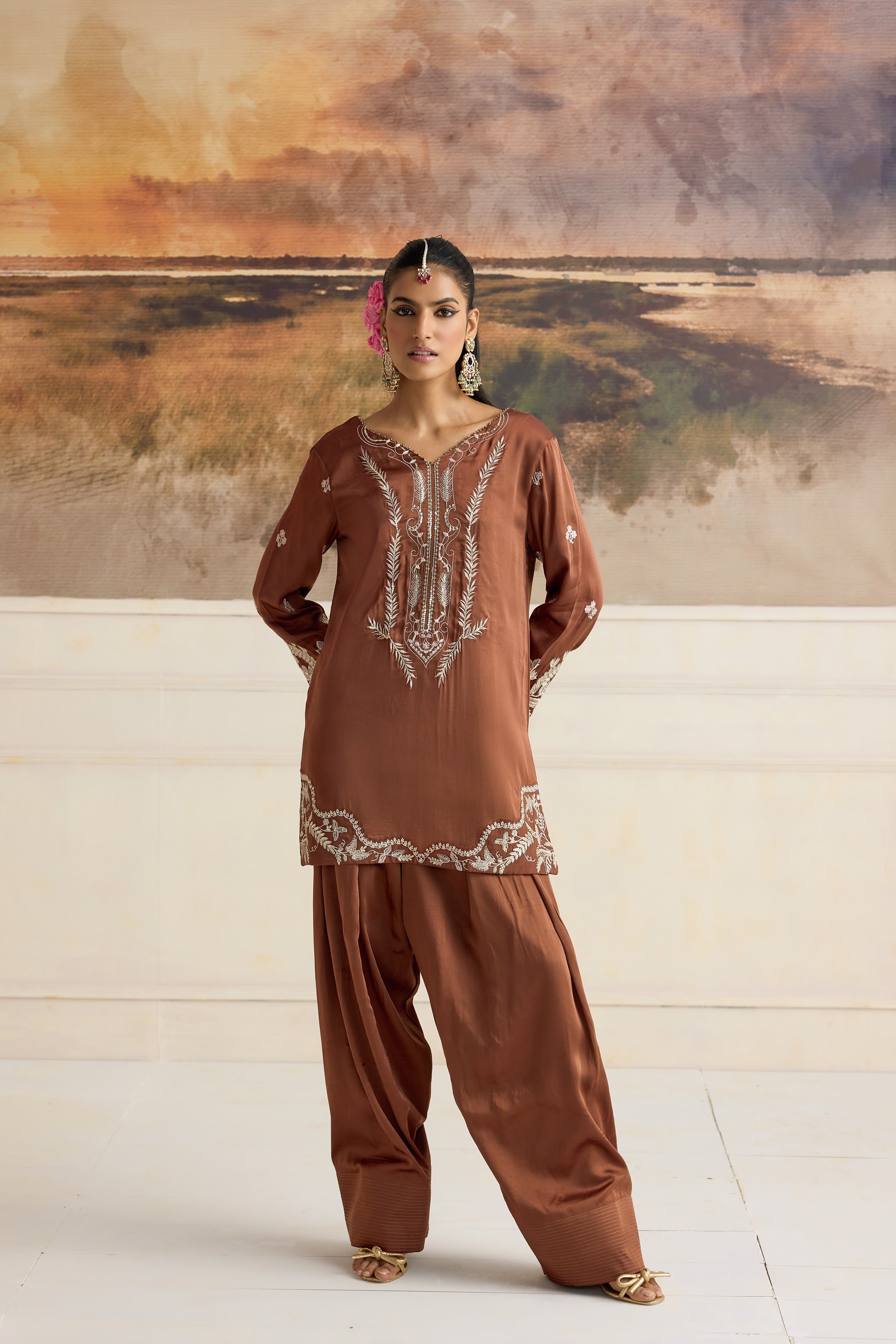 Lelah Farzi Kurta Set