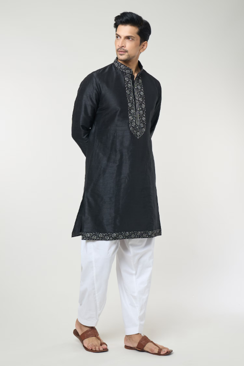 Black Embroidred Kurta Set