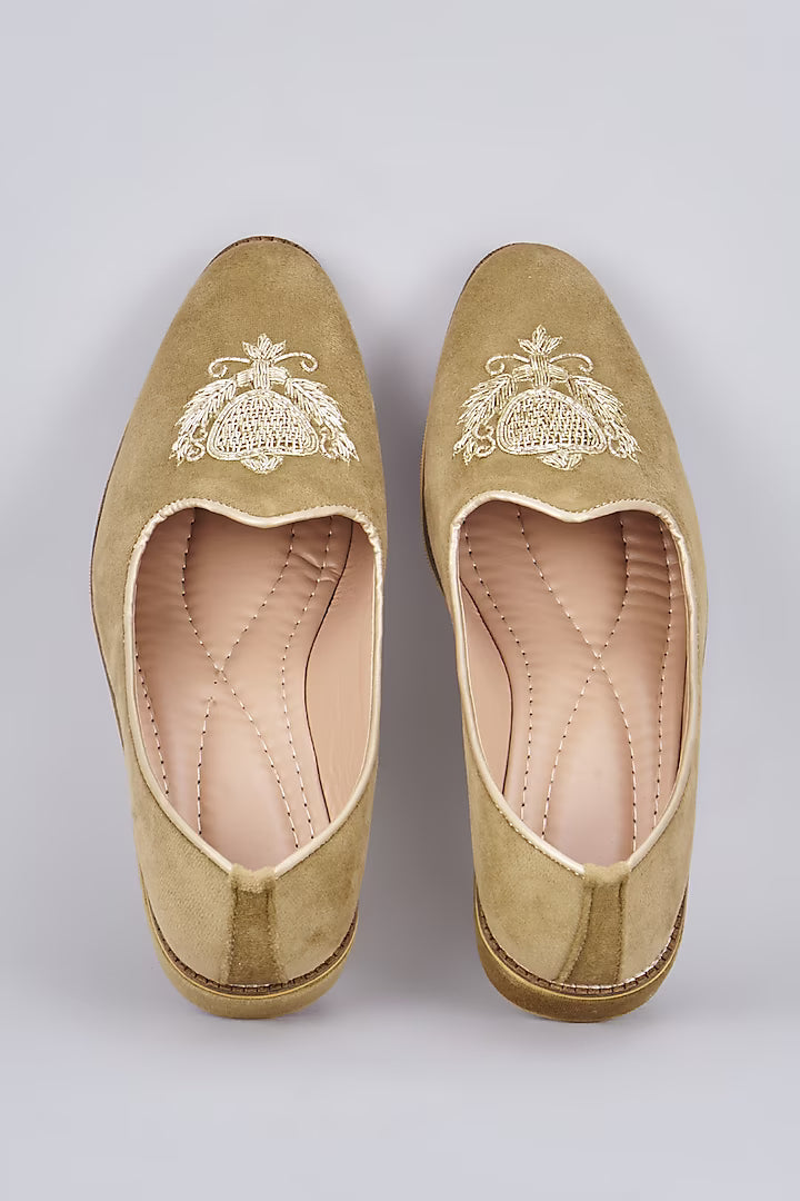 Pine Crown Velvet Loafers