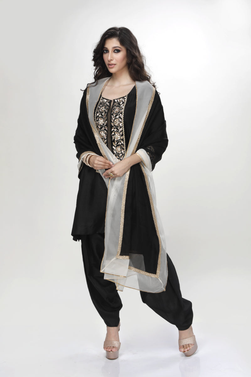 Black Dogri Kurta With Black Dhoti Salwar And Silk Organza Dupatta