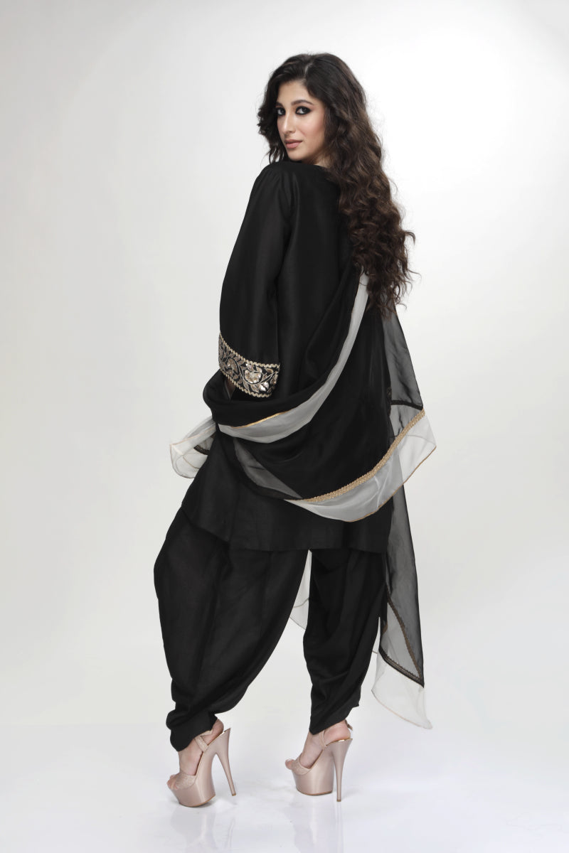 Black Dogri Kurta With Black Dhoti Salwar And Silk Organza Dupatta