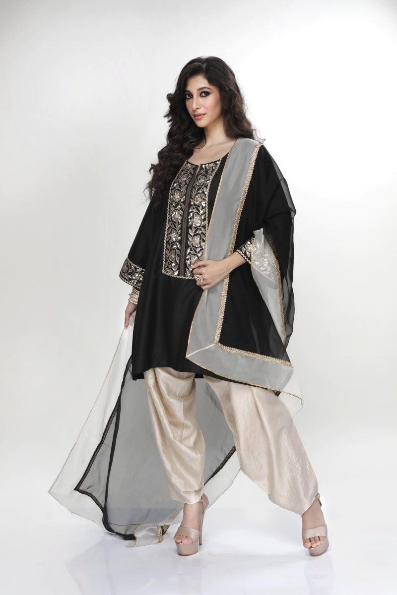Black Dogri Kurta With Almond Dhoti Salwar And Silk Organza Dupatta
