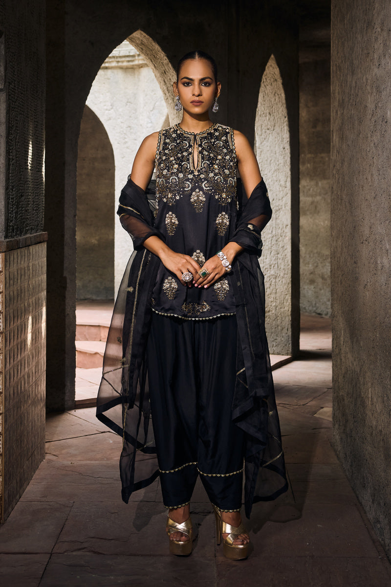 The Eternal Rich Black Kurti & Salwar Set