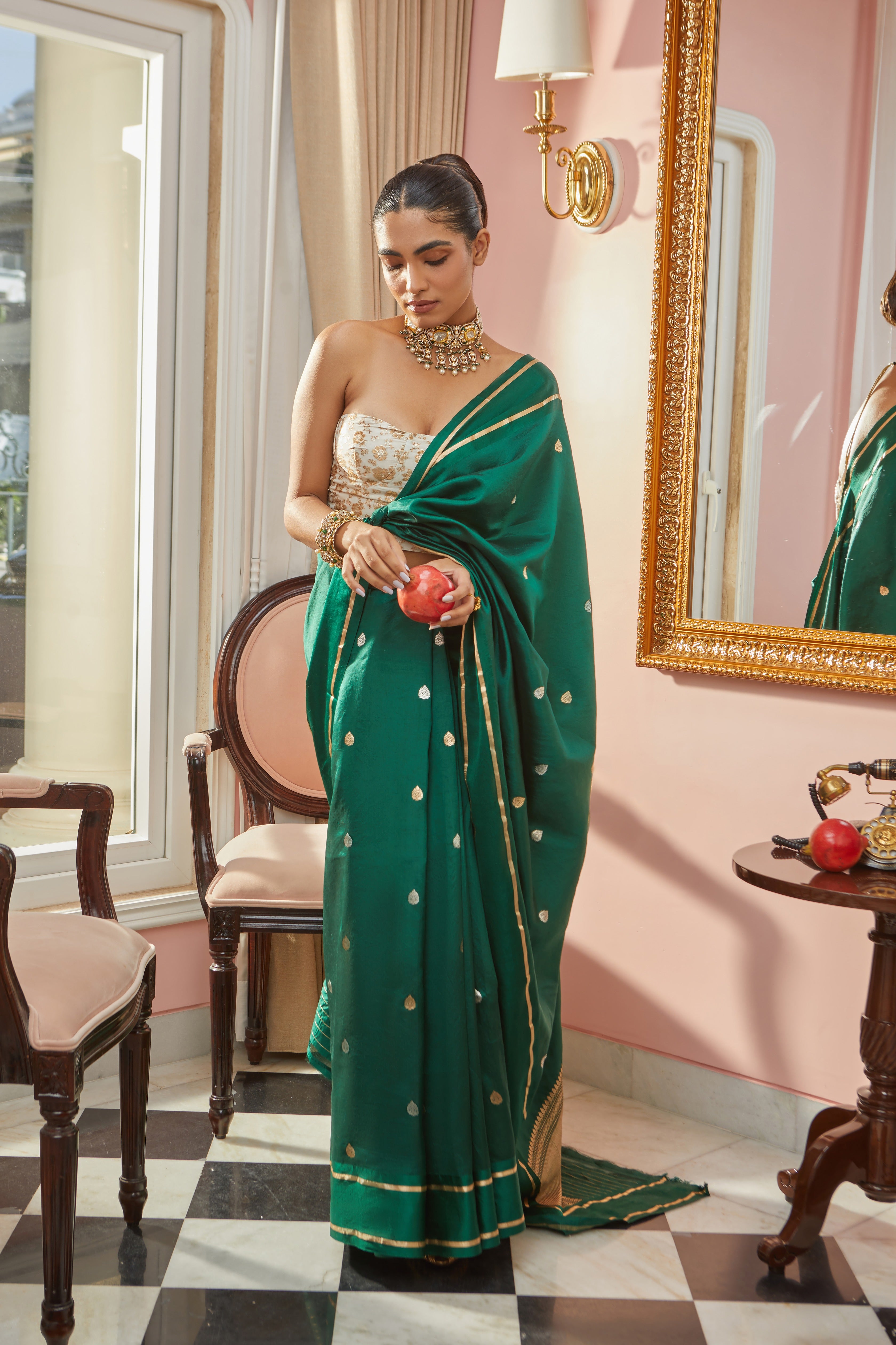 Handwoven Dual Zari Kadhwa Buta Saree